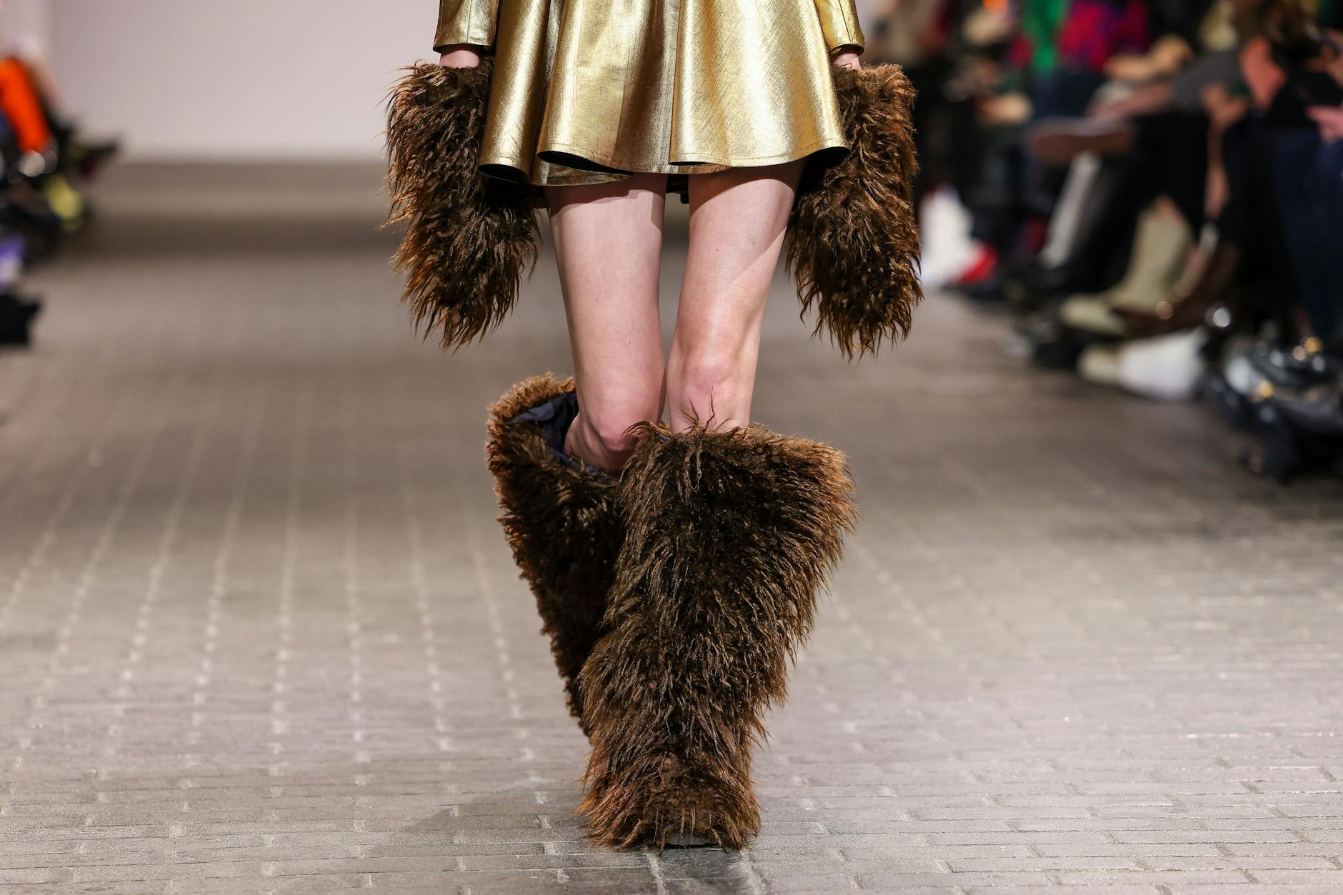 Fell fürs Tierwohl: Die neue Kollektion von Danny Reinke soll gleichzeitig ein Statement des Tierschutzes sein.