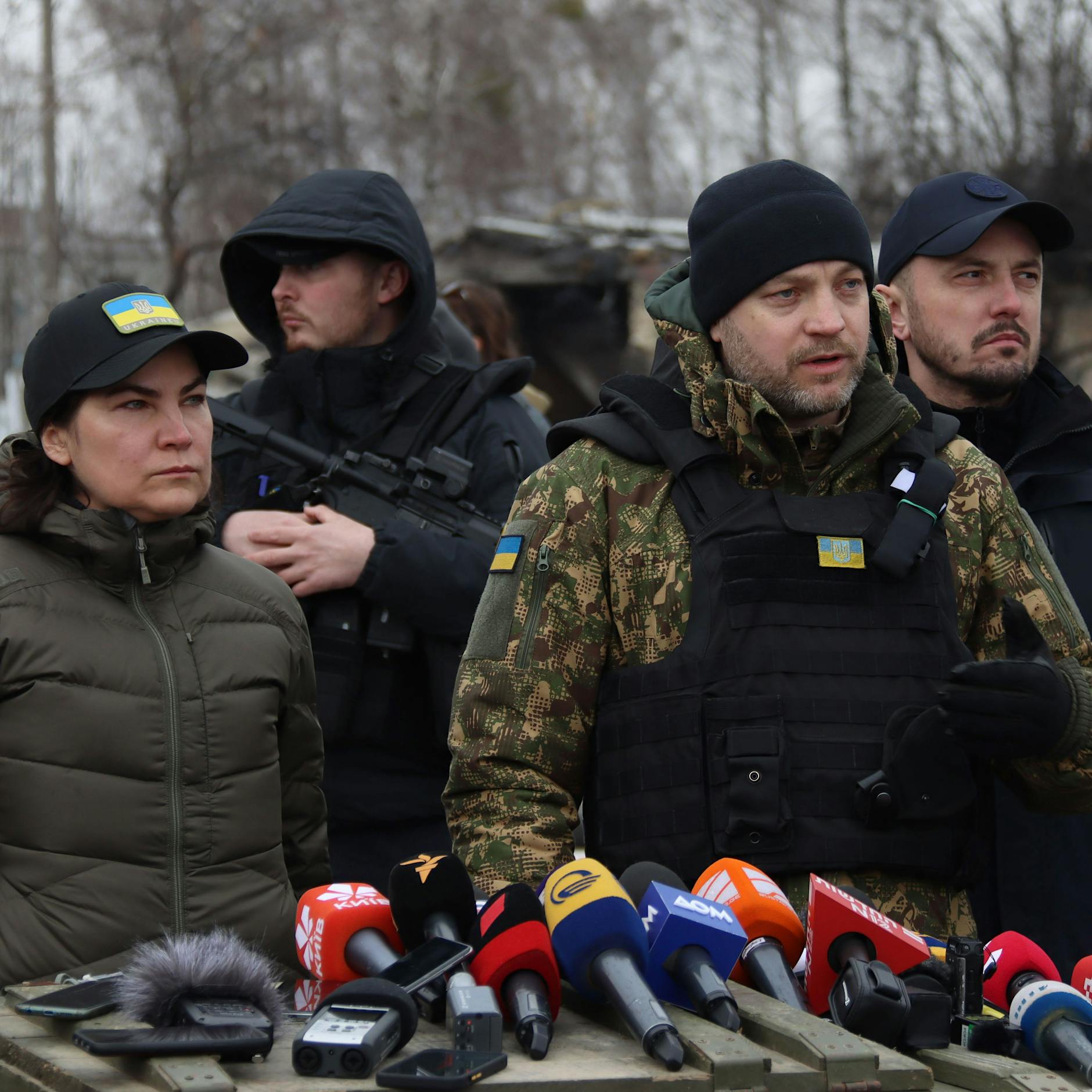 Update! Fürchterliche Tragödie bei Ukraine-Hauptstadt Kiew: Heli mit Innenminister Monastyrskyj kracht auf Kindergarten, mindestens 14 Tote, darunter vier Kinder!