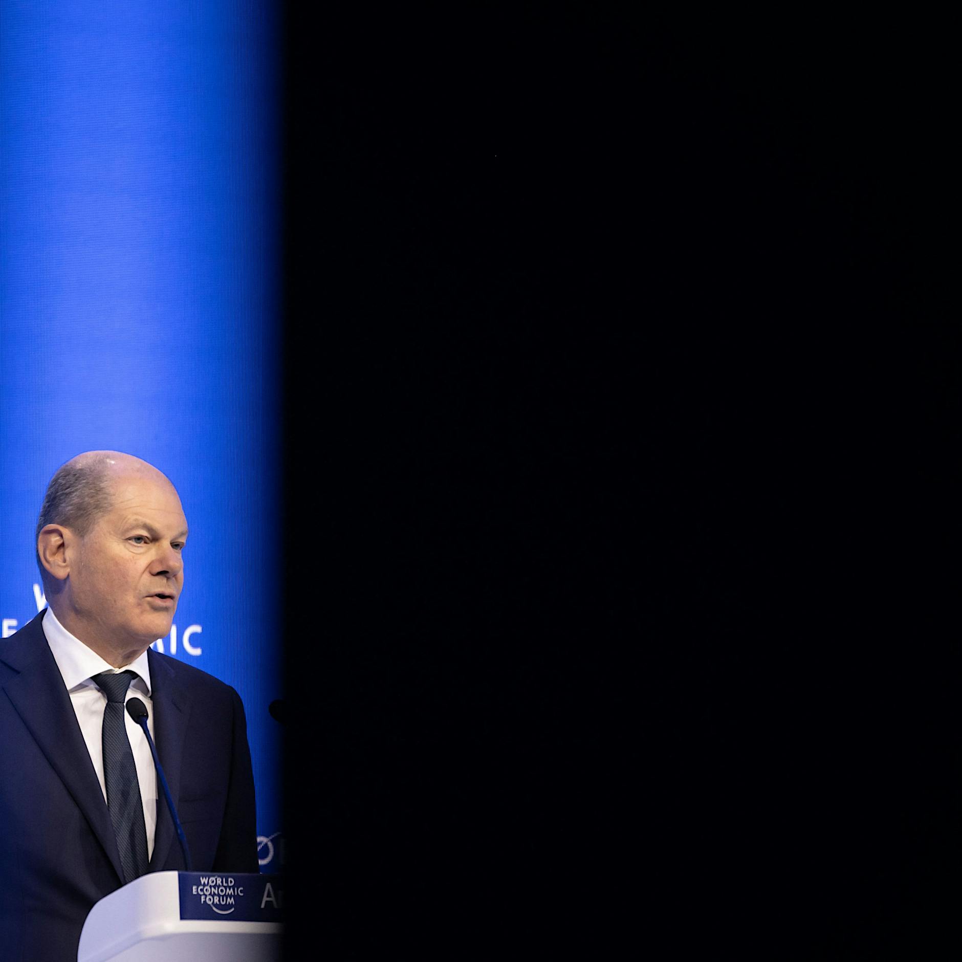 Scholz sagt Ukraine in Davos deutsche Unterstützung zu