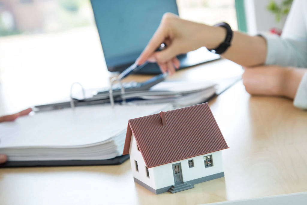 Wer kann sich heute noch ein Haus leisten? Selbst für Gutverdiener sind Immobilien zu teuer