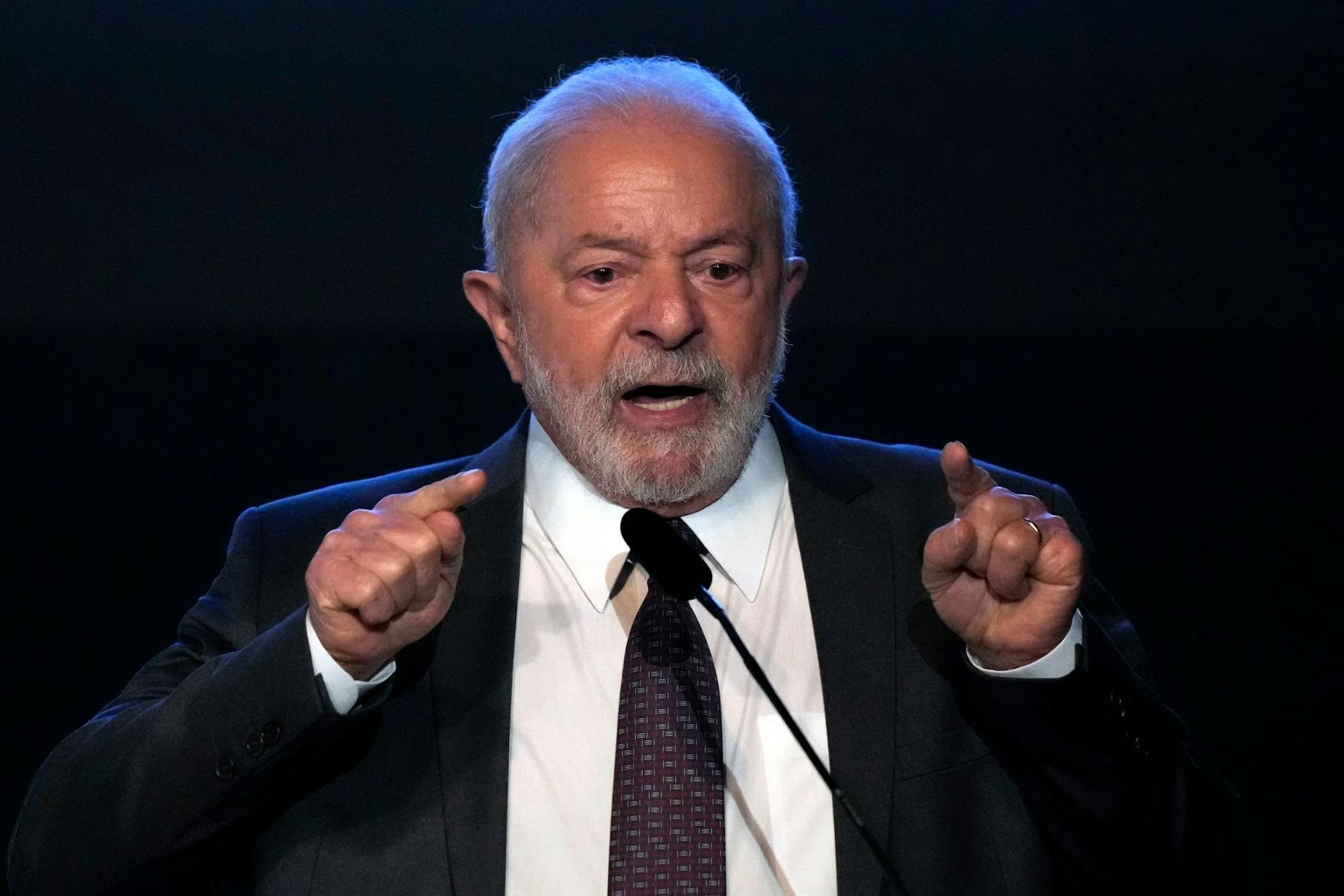 Brasiliens Staatschef Lula zieht Konsequenzen nach den Krawallen in der Hauptstadt.