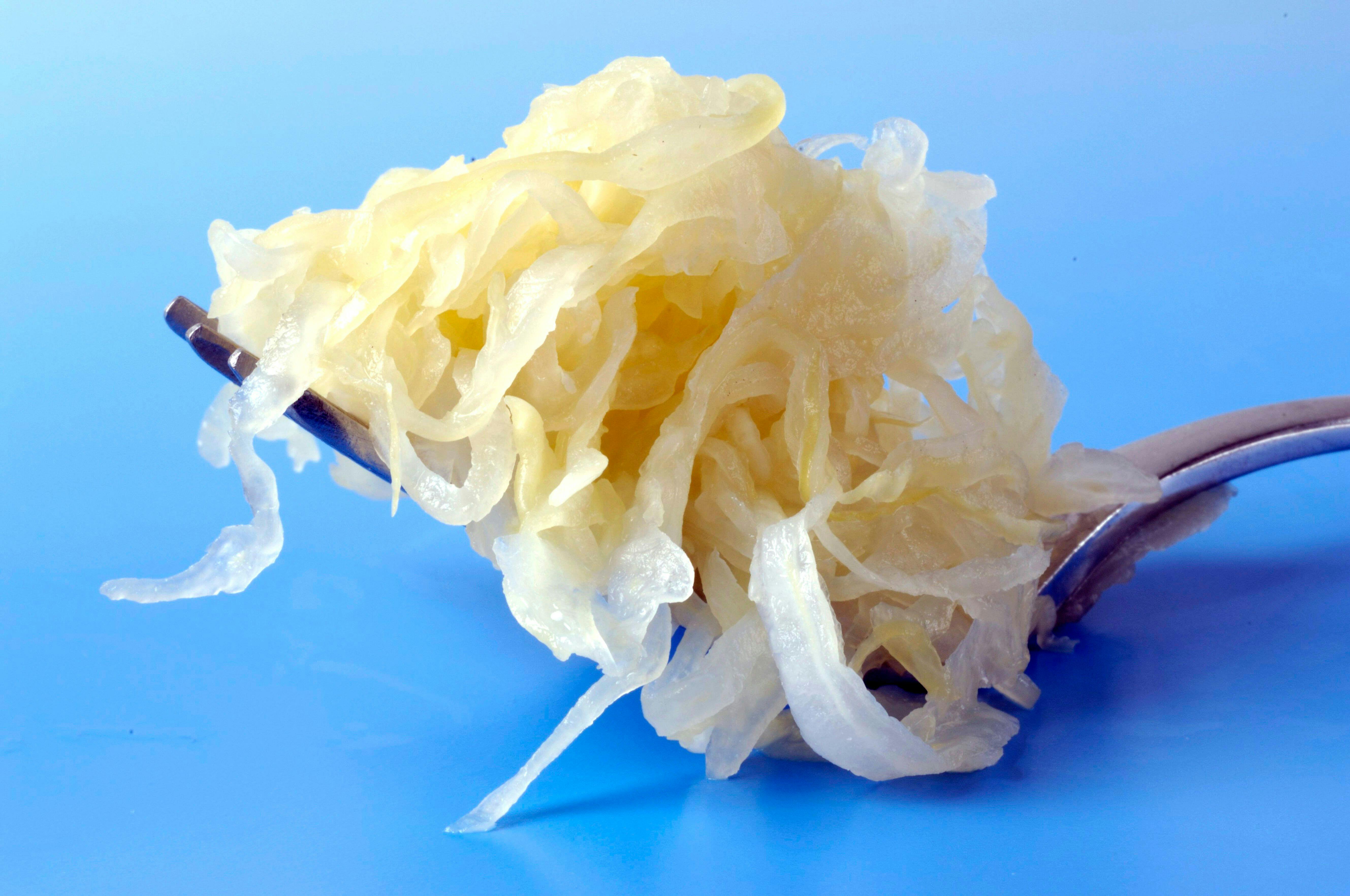 Lecker, deftig, günstig! Rezept für Kartoffelauflauf mit Sauerkraut ...