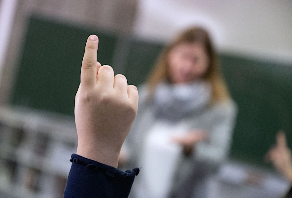 PRODUKTION - Unterricht in einer vierten Klasse der Stuttgarter Liebenauschule.  
