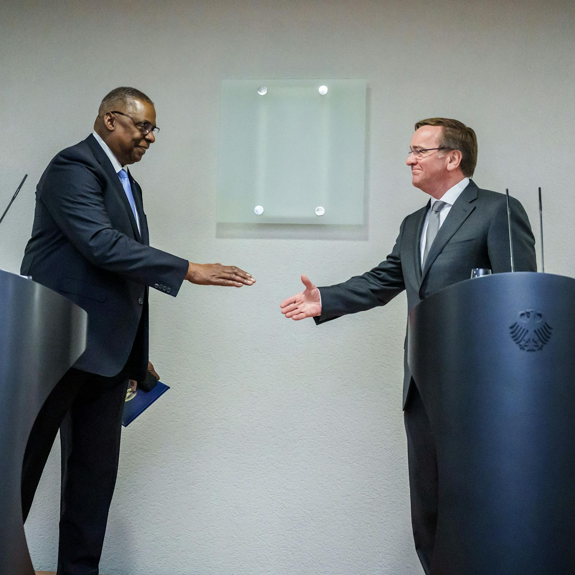 Das große Schachern um Panzerlieferungen an die Ukraine