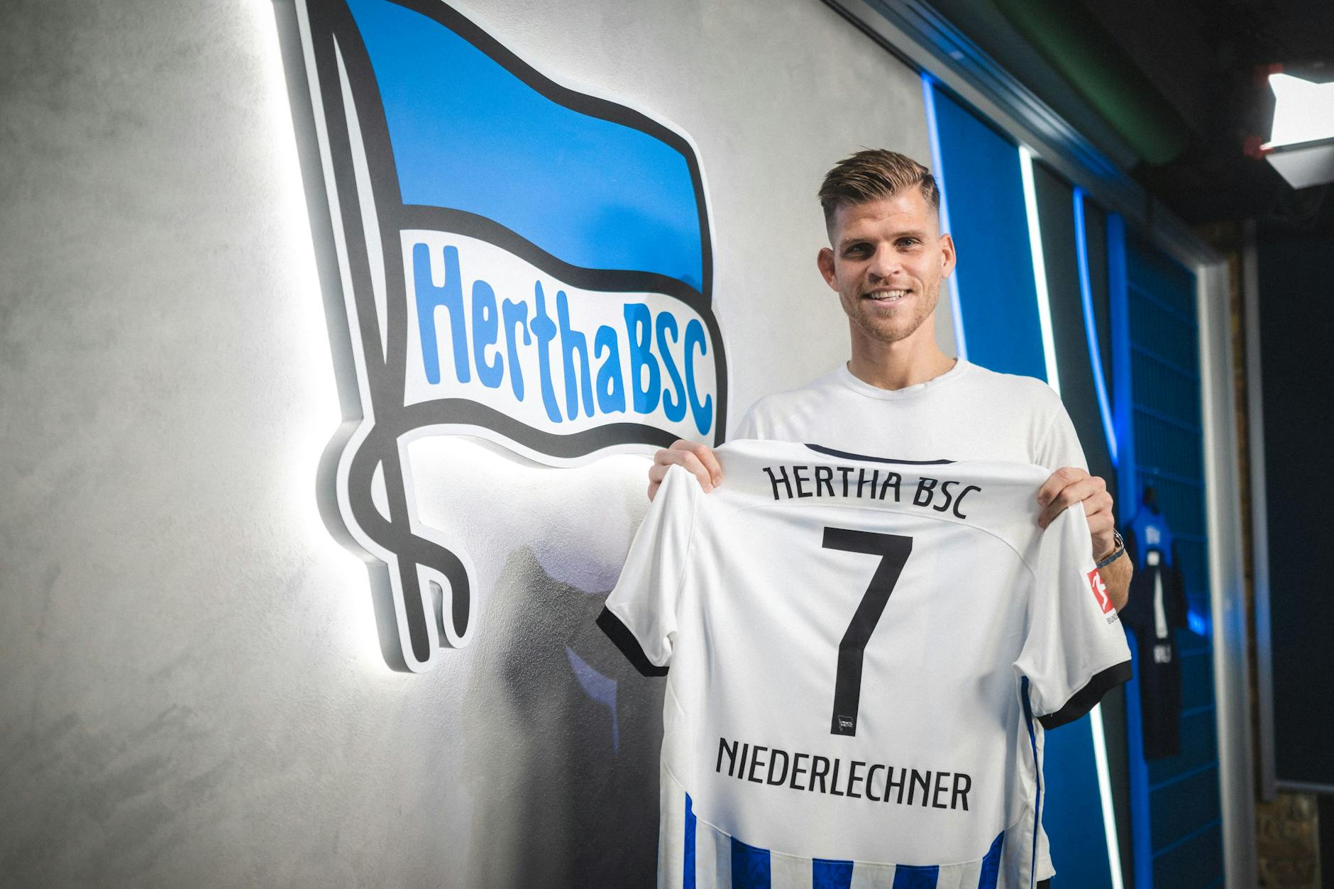 Für Florian Niederlechner kommt das Auswärtsspiel in Bochum noch zu früh.