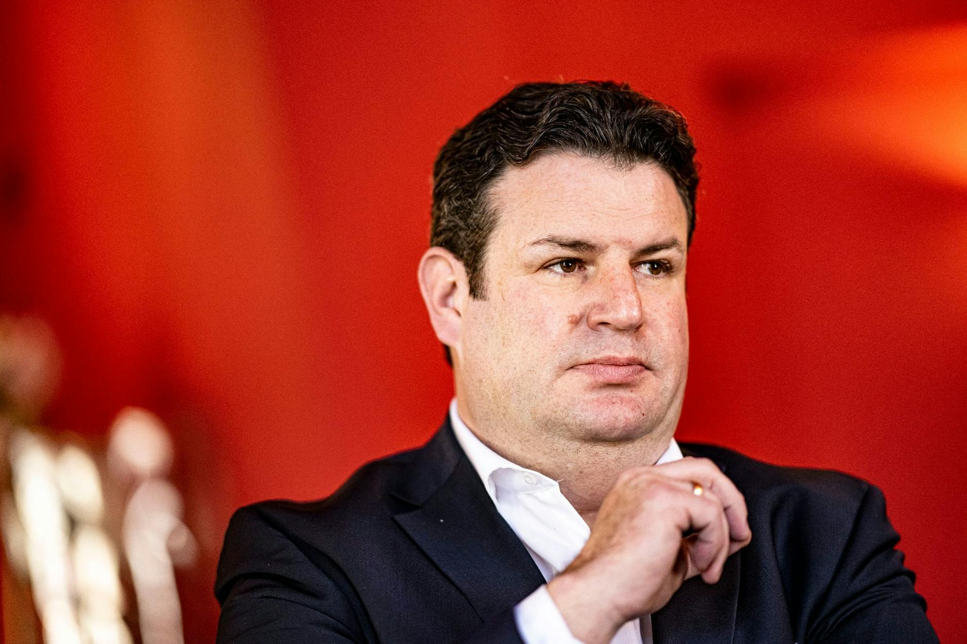 Arbeitsminister Hubertus Heil will das Ende der Vorgaben zum Schutz vor Corona am Arbeitsplatz vorziehen.