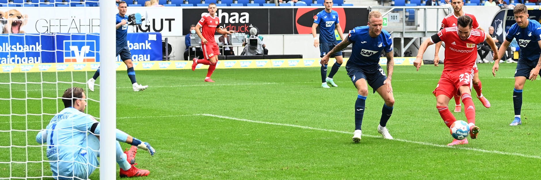 Niko Gießelmann (r.) erzielt gegen Hoffenheim einen von seinen drei Bundesligatreffern für den 1. FC Union.
