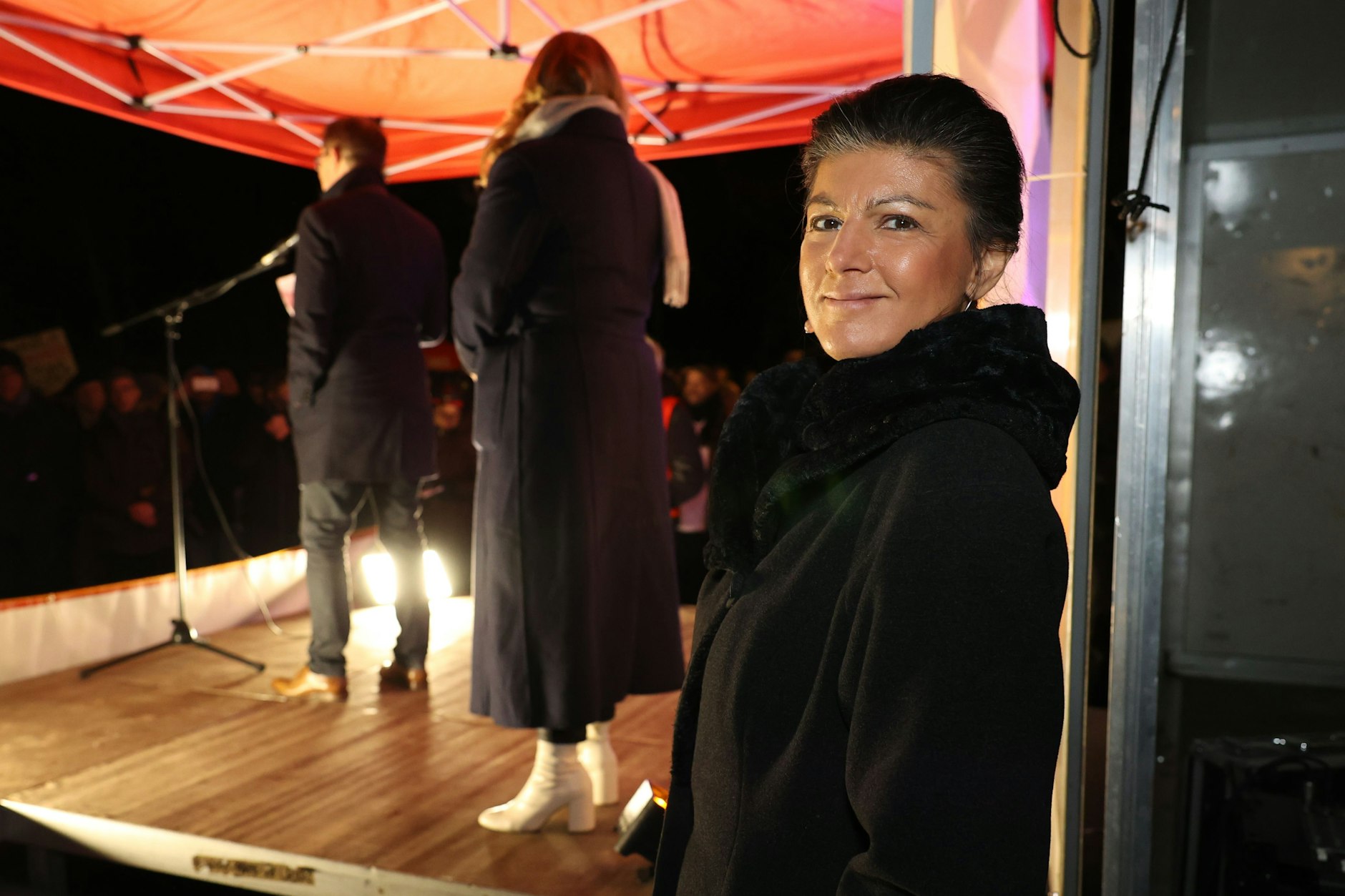 Sahra Wagenknecht vor ihrem Auftritt im Wahlkampf der Linke in Berlin.