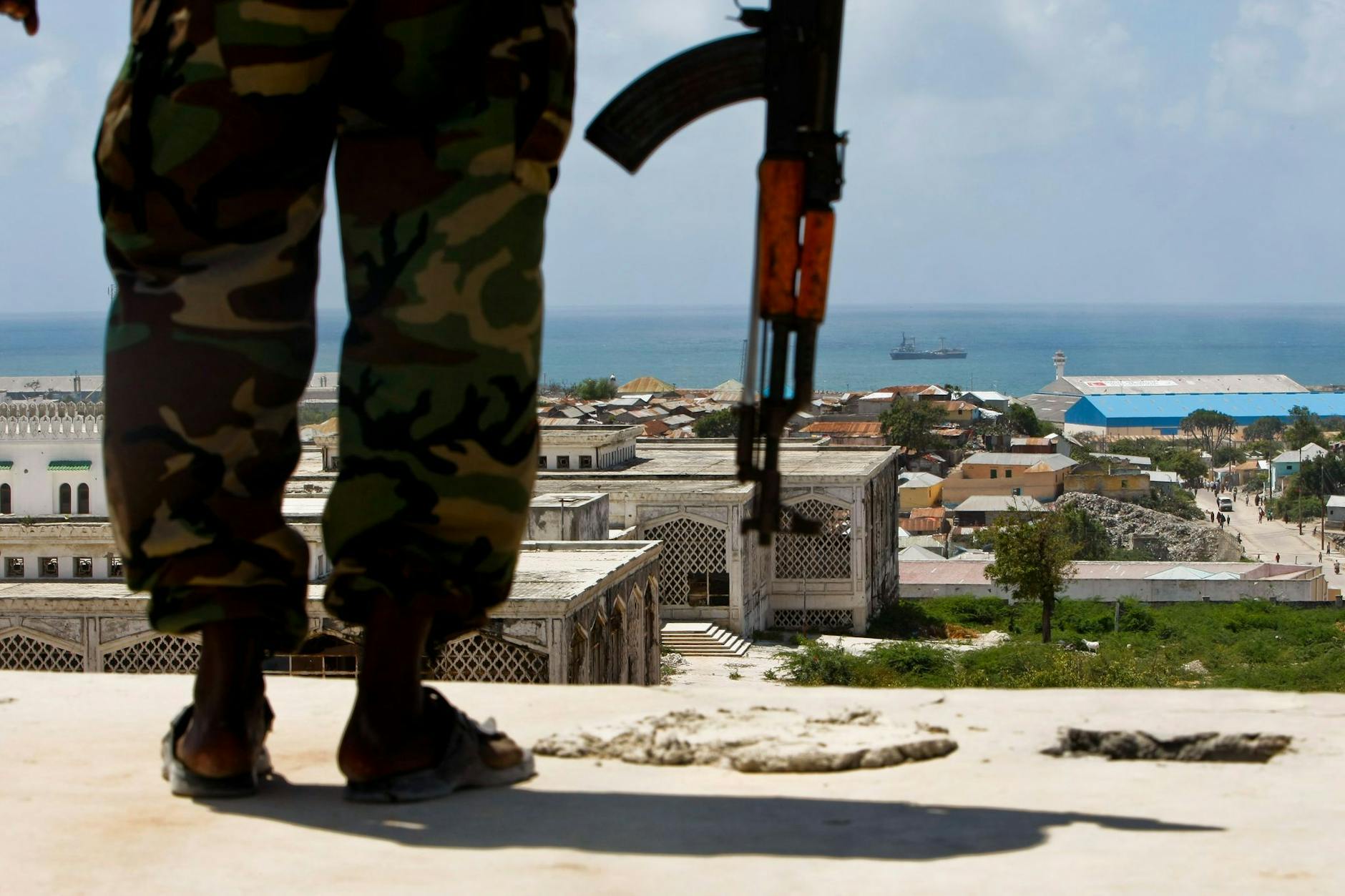 ARCHIV - Seit mehreren Monaten geht die somalische Regierung mit einer militärischen Offensive gegen Al-Shabaab vor (Archivbild).