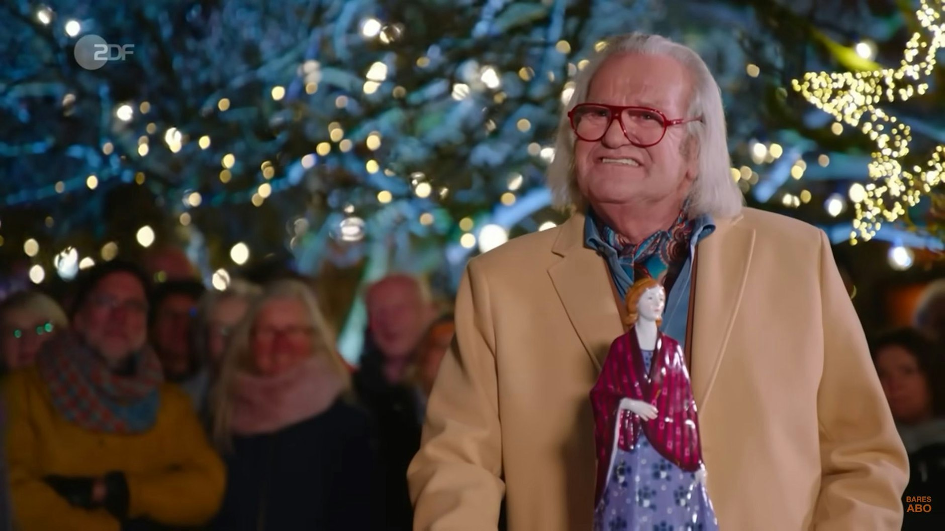 Kunst-Experte Albert Maier ist begeistert von der edlen Figur. Bei Bares für Rares schätzt er das Objekt auf mindestens 2500 Euro.