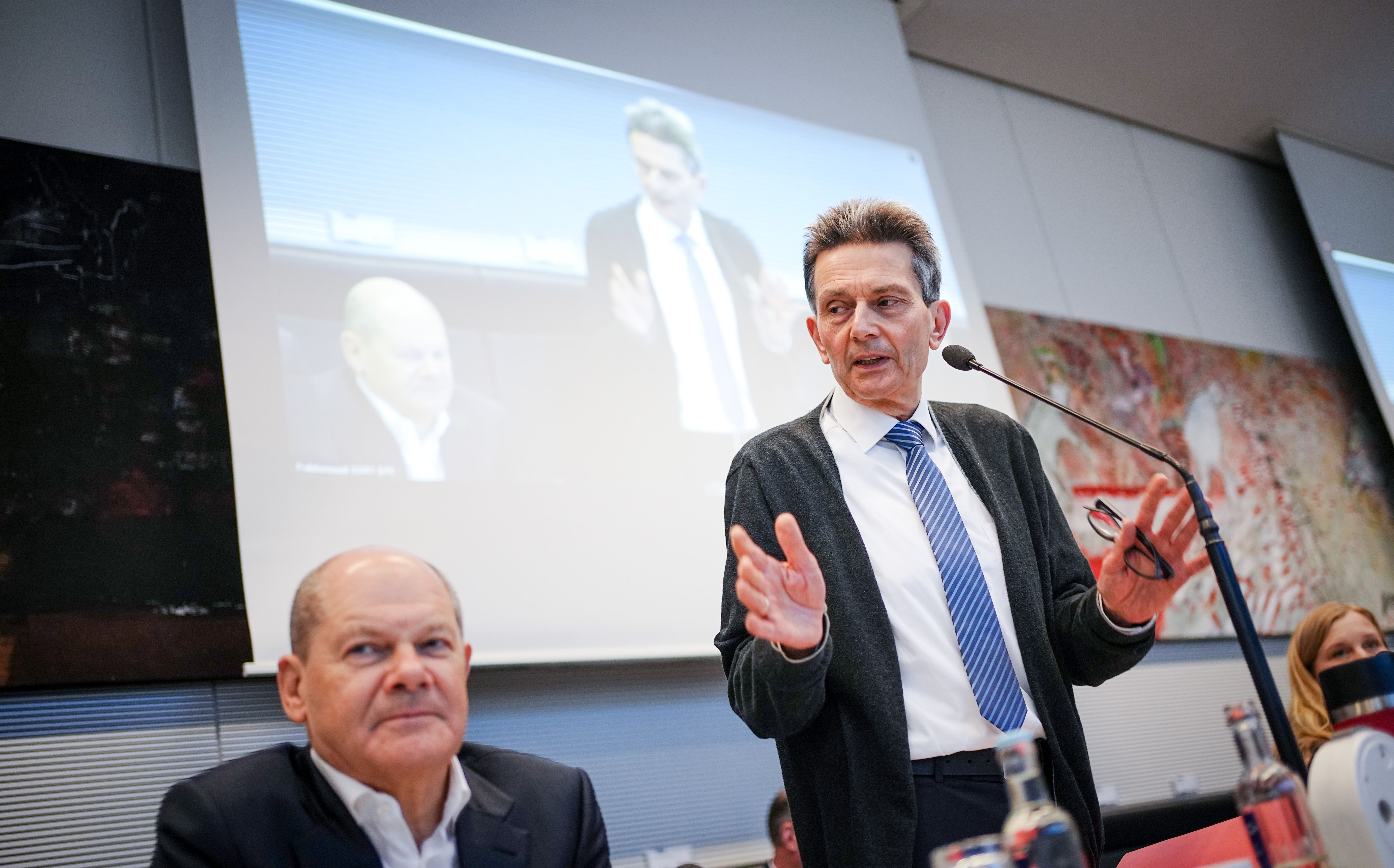 Image - Ampel steht auf Rot: Koalitions-Zoff eskaliert wegen Ukraine-Panzern!