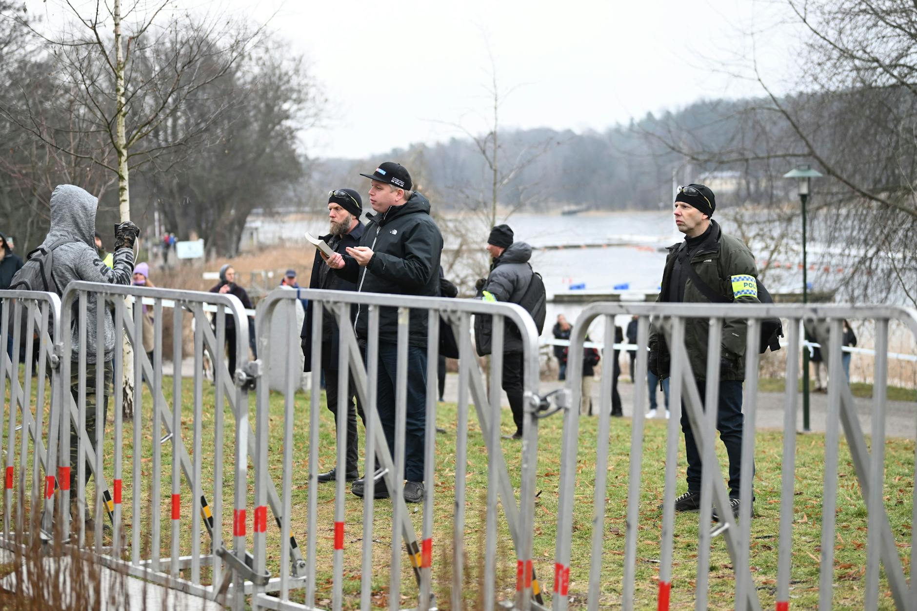 Der Rechtsextremist Rasmus Paludan durfte vor der türkischen Botschaft in Stockholm demonstrieren.