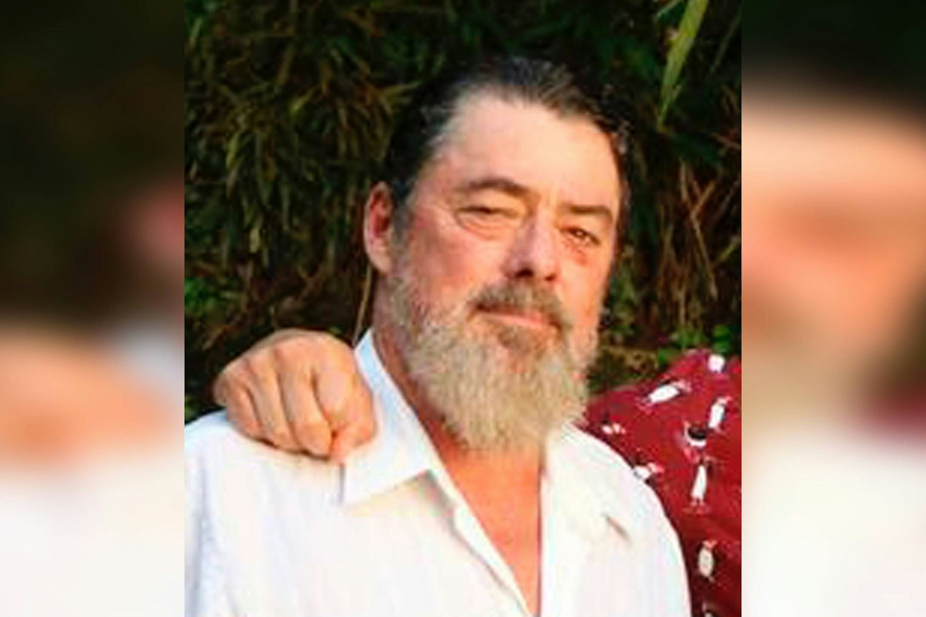 Mark Knittle wurde von einem riesigen Gelbflossen-Thunfisch unter Wasser gezogen.