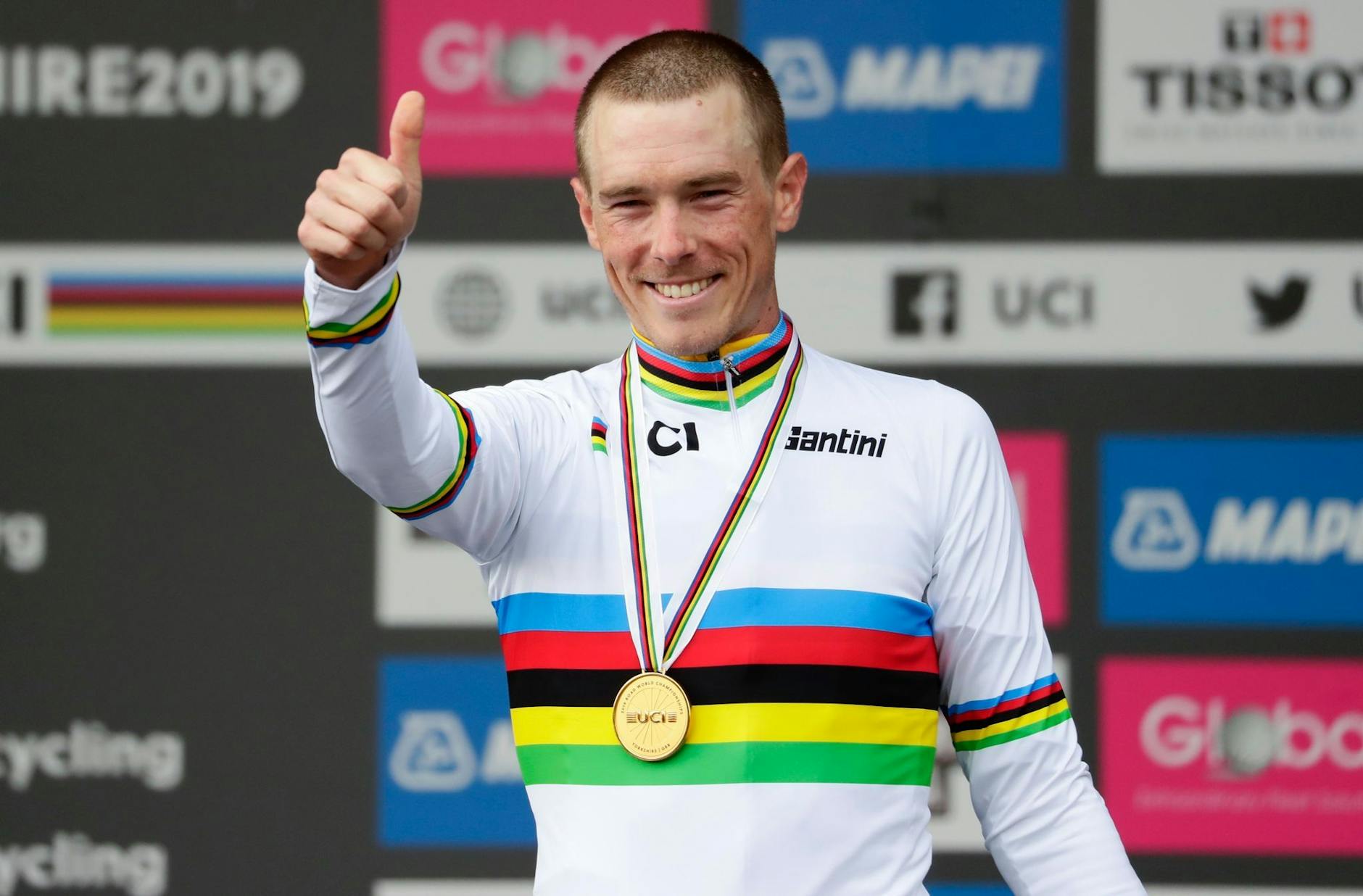 ARCHIV - Der frühere Zeitfahr-Weltmeister Rohan Dennis setzte sich auf der zweiten Etappe der Tour Down Under durch.