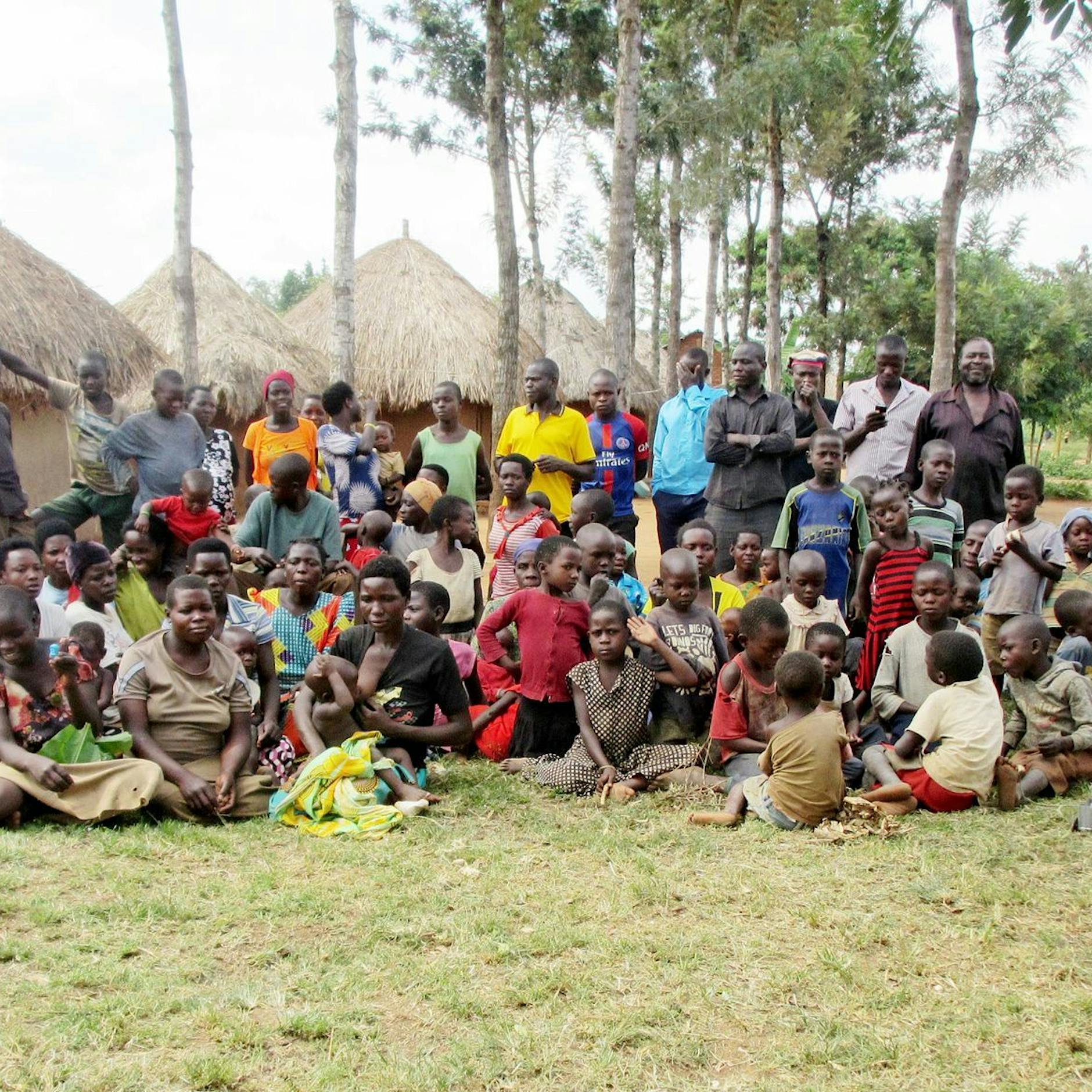 Er hat 12 Ehefrauen und 102 Kinder – doch nun geht ihm die Kohle aus