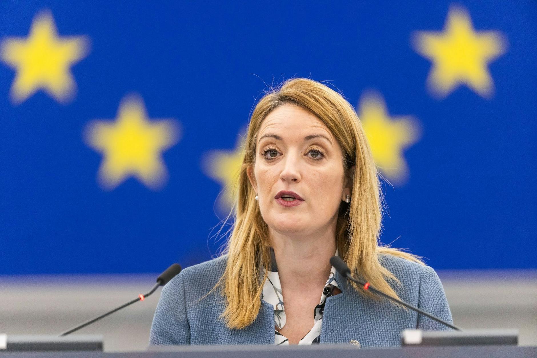 Noch ist unklar, ob der EU-Parlamentspräsidentin Roberta Metsola Konsequenzen drohen.
