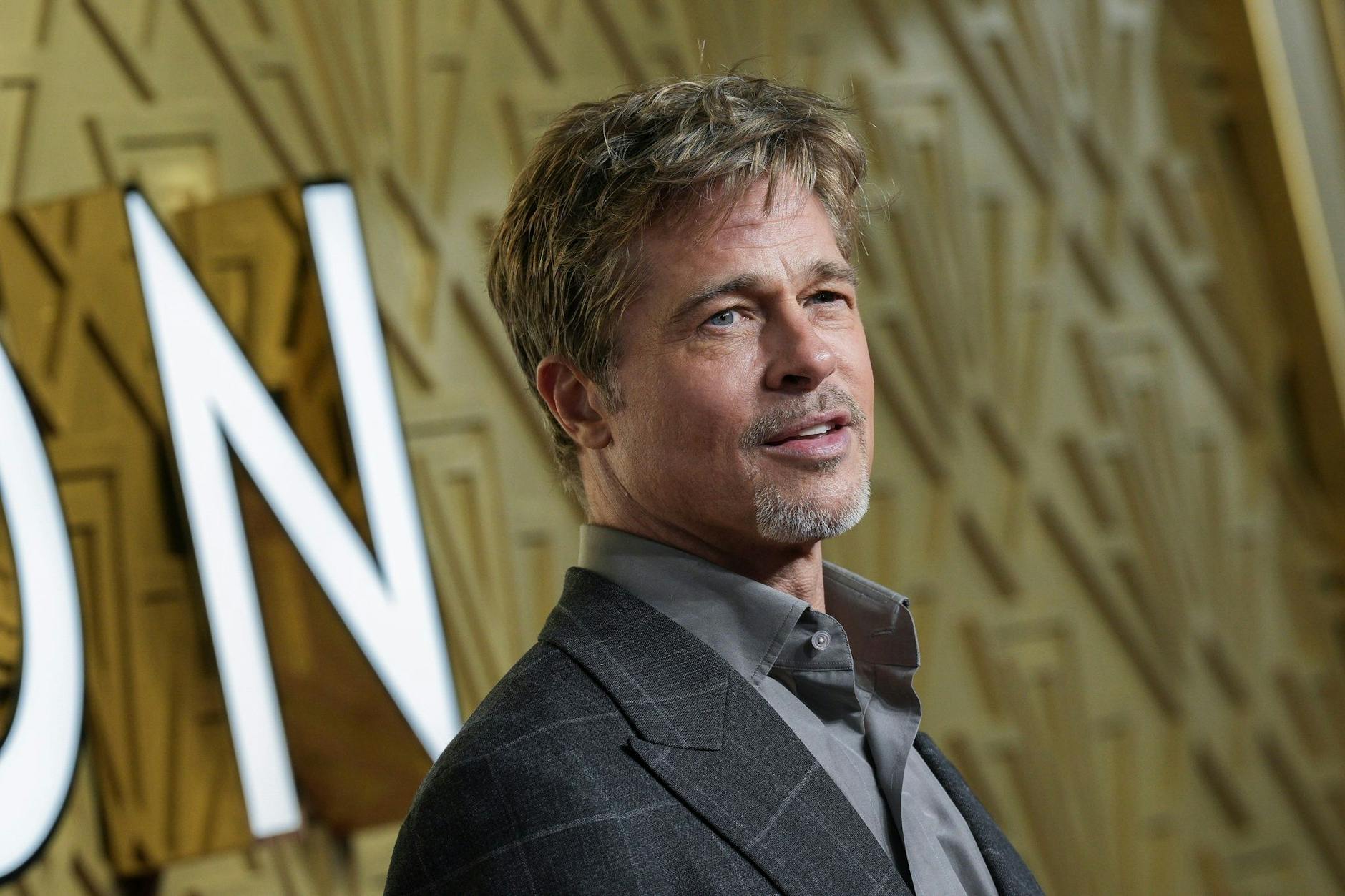 Brad Pitt stellt «Babylon - Rausch der Ekstase» in London vor.