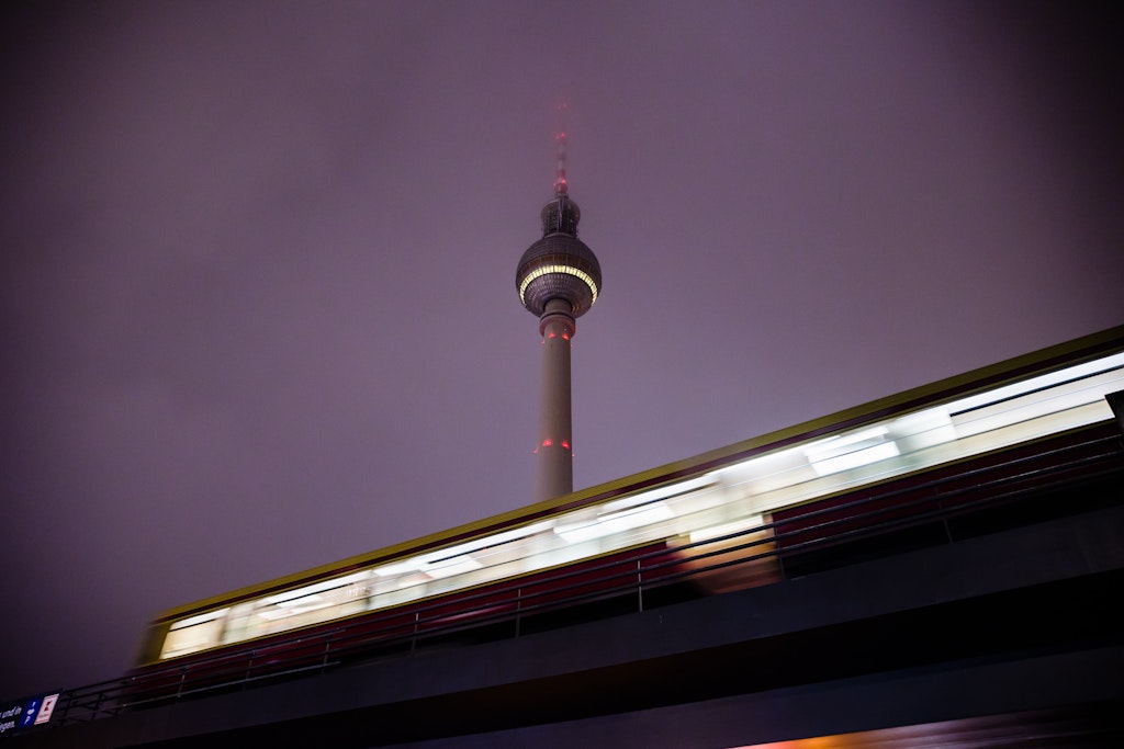 S-Bahn Berlin: Polizeieinsätze führen zu Störungen und Ausfällen am Montag