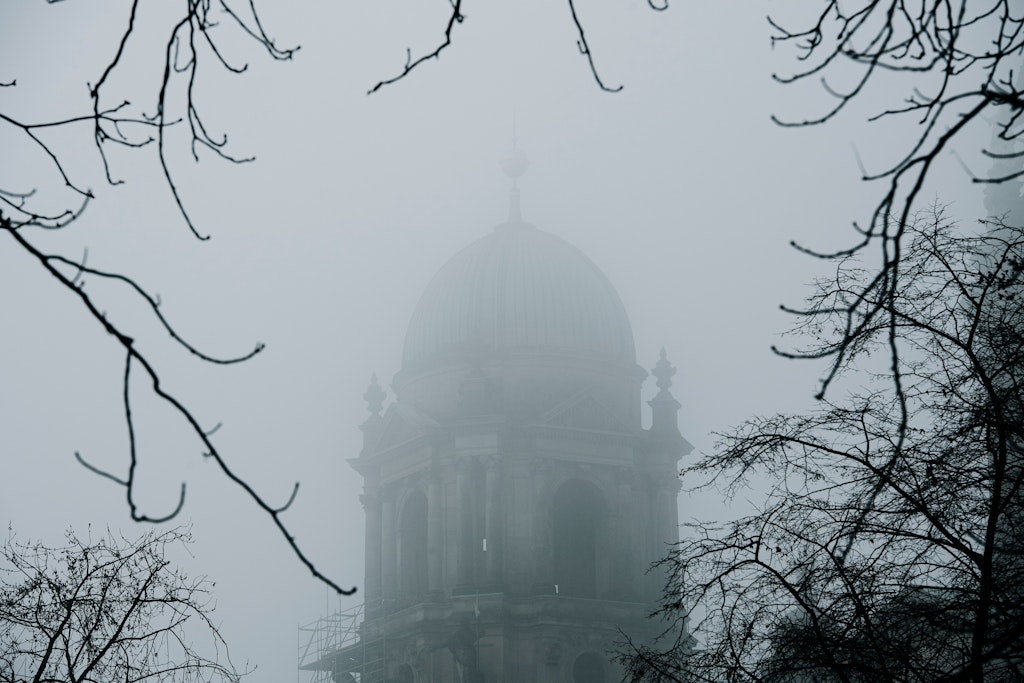 Trübes Wetter in Berlin: Wochenstart mit Nebel und Wolken