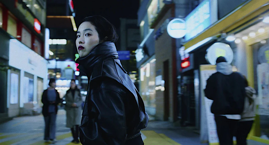 Szene aus „Return to Seoul“ mit Park Ji-min als Freddie