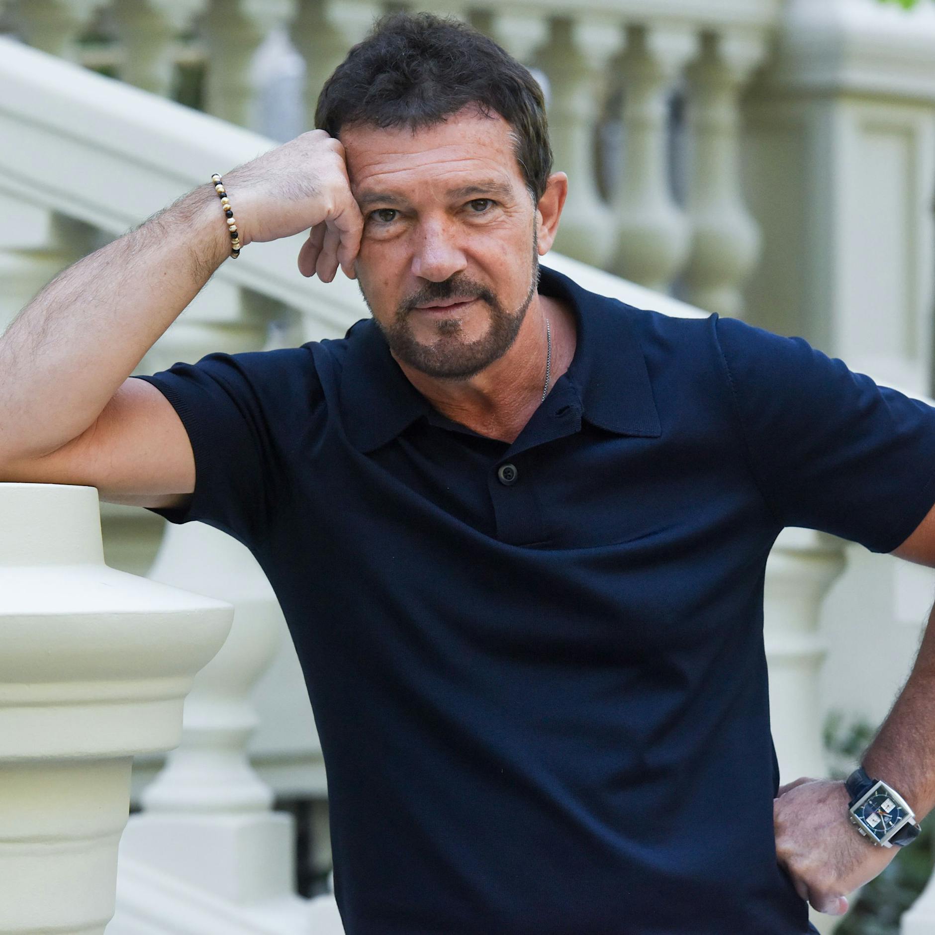 Hollywood-Star Antonio Banderas (62): Der Herzinfarkt hat mein Leben besser gemacht – und wie ihn seine Freundin mit Aspirin gerettet hat