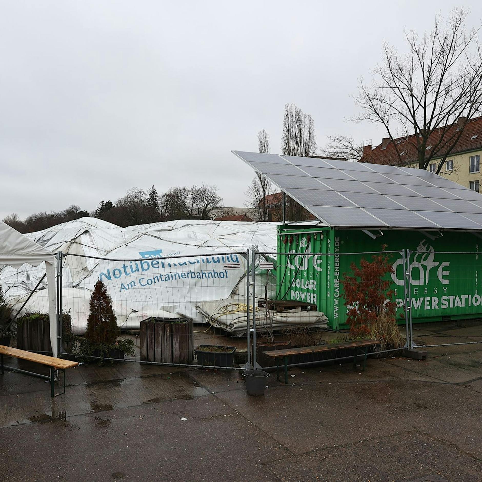 Stadtmission: Traglufthalle für Obdachlose einsatzbereit