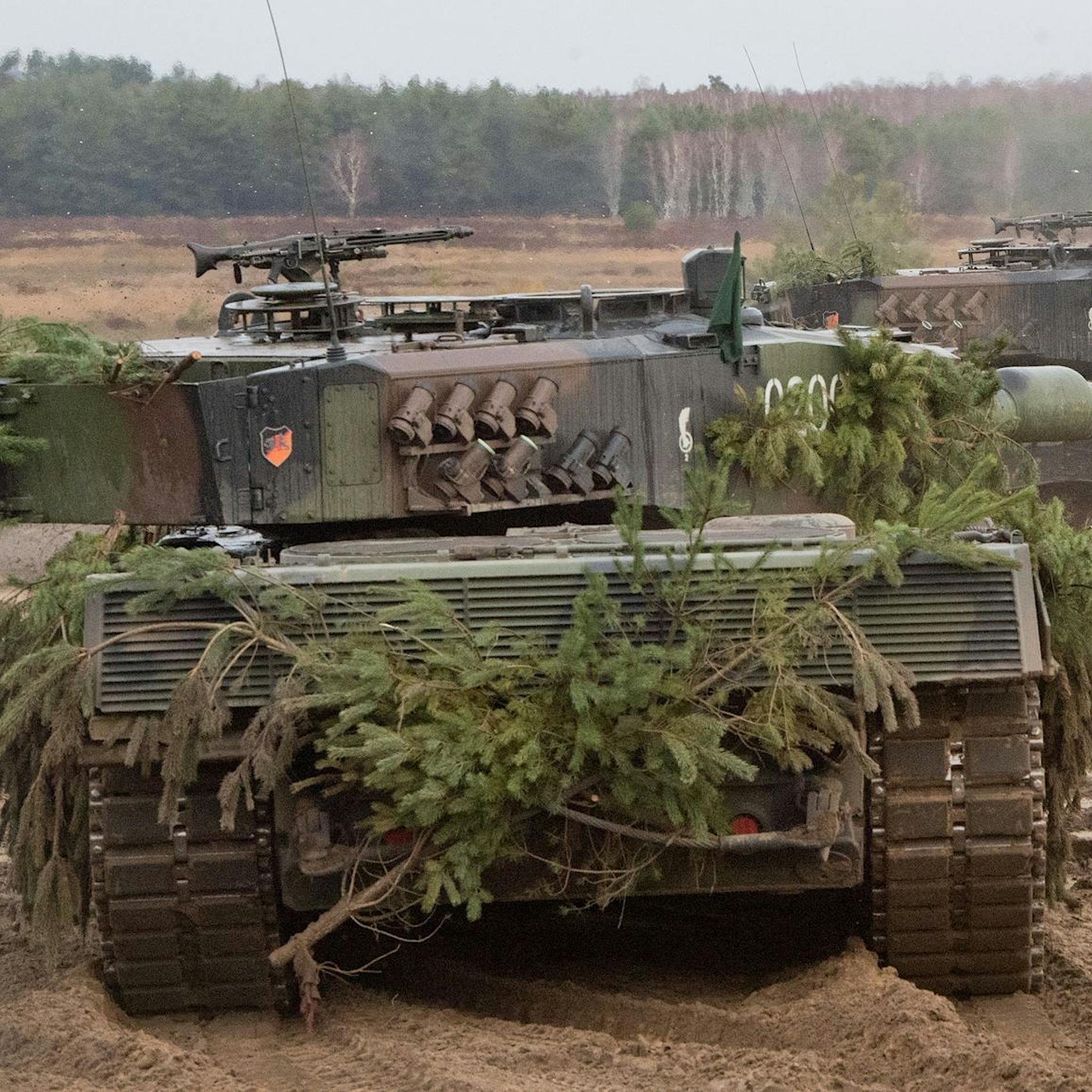 Kampfpanzer-Lieferung: Selenskyj dankbar, Melnyk fordert Kampfjets und U-Boote