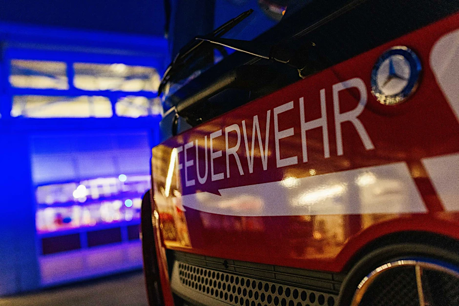 ARCHIV - Ein Einsatzfahrzeug der Feuerwehr.  ild