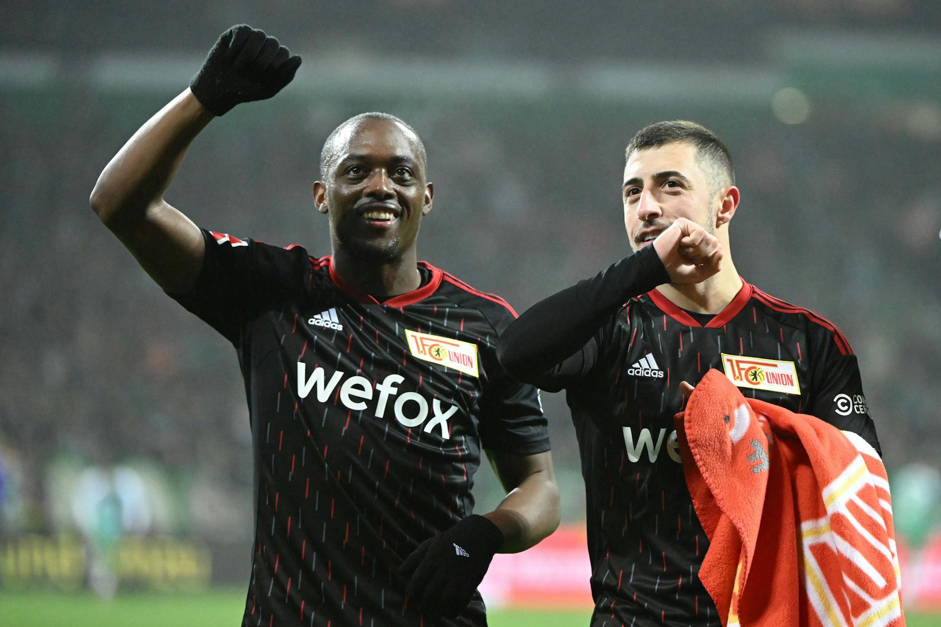 Jerome Roussillon (l.) und Josip Juranovic gaben beide ihr Debüt für den 1. FC Union Berlin.