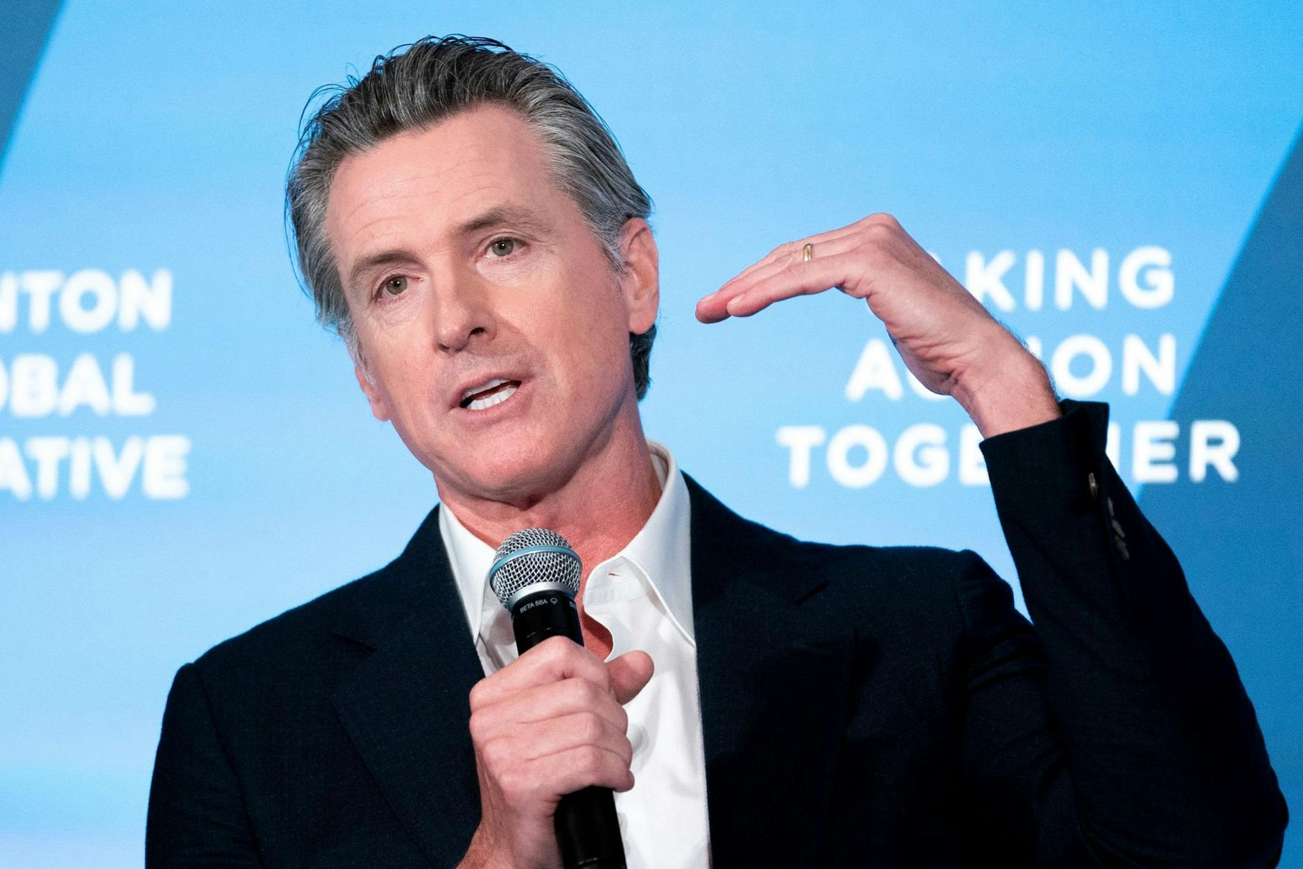 ARCHIV - Der kalifornische Gouverneur Gavin Newsom setzt sich schon lange für schärfere Waffengesetze ein.