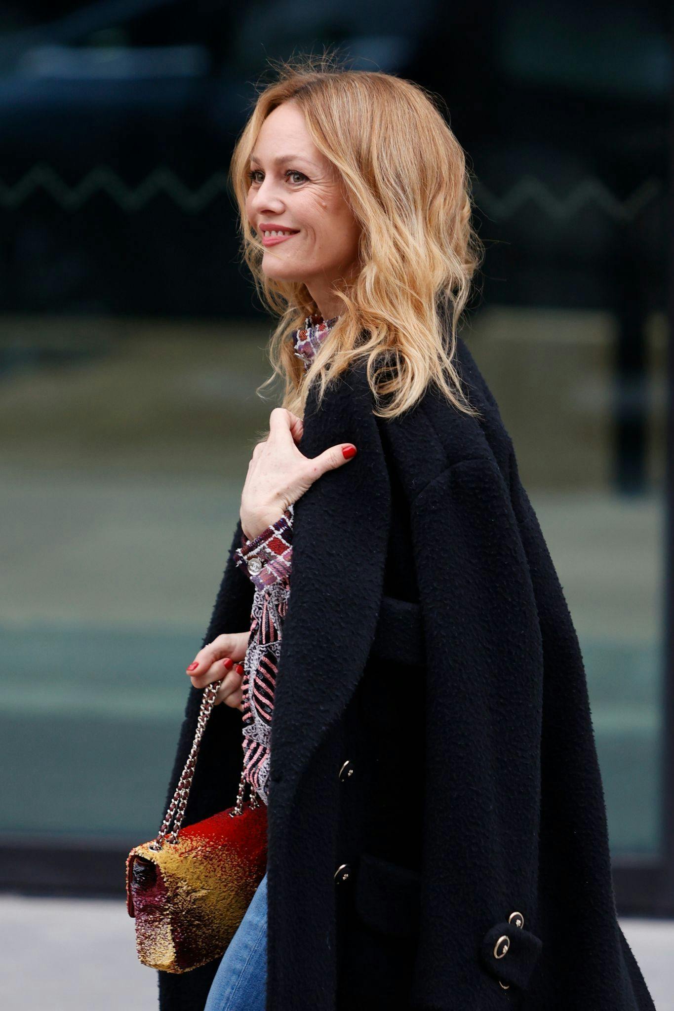 Schauspielerin Vanessa Paradis auf dem Weg zur Chanel Haute Couture Show.