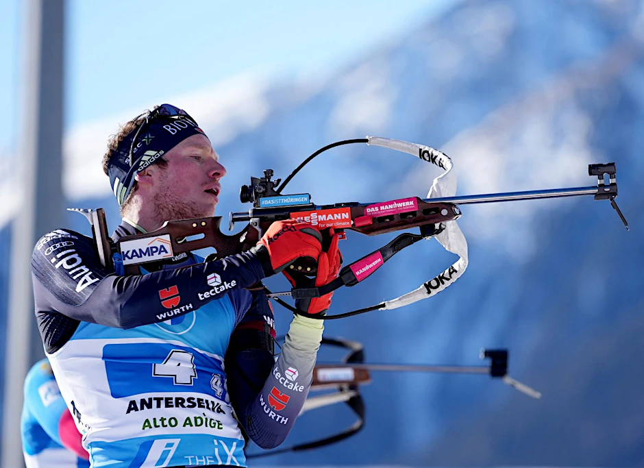 ARCHIV - Lucas Fratzscher fällt für den Weltcup in Antholz wegen einer Erkältung aus.  