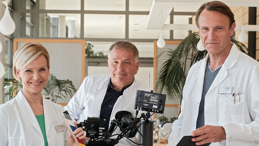 Wer stirbt, wer heiratet in der 1000. „In aller Freundschaft“-Folge? Star Thomas  Rühmann verrät ein Geheimnis der Serie