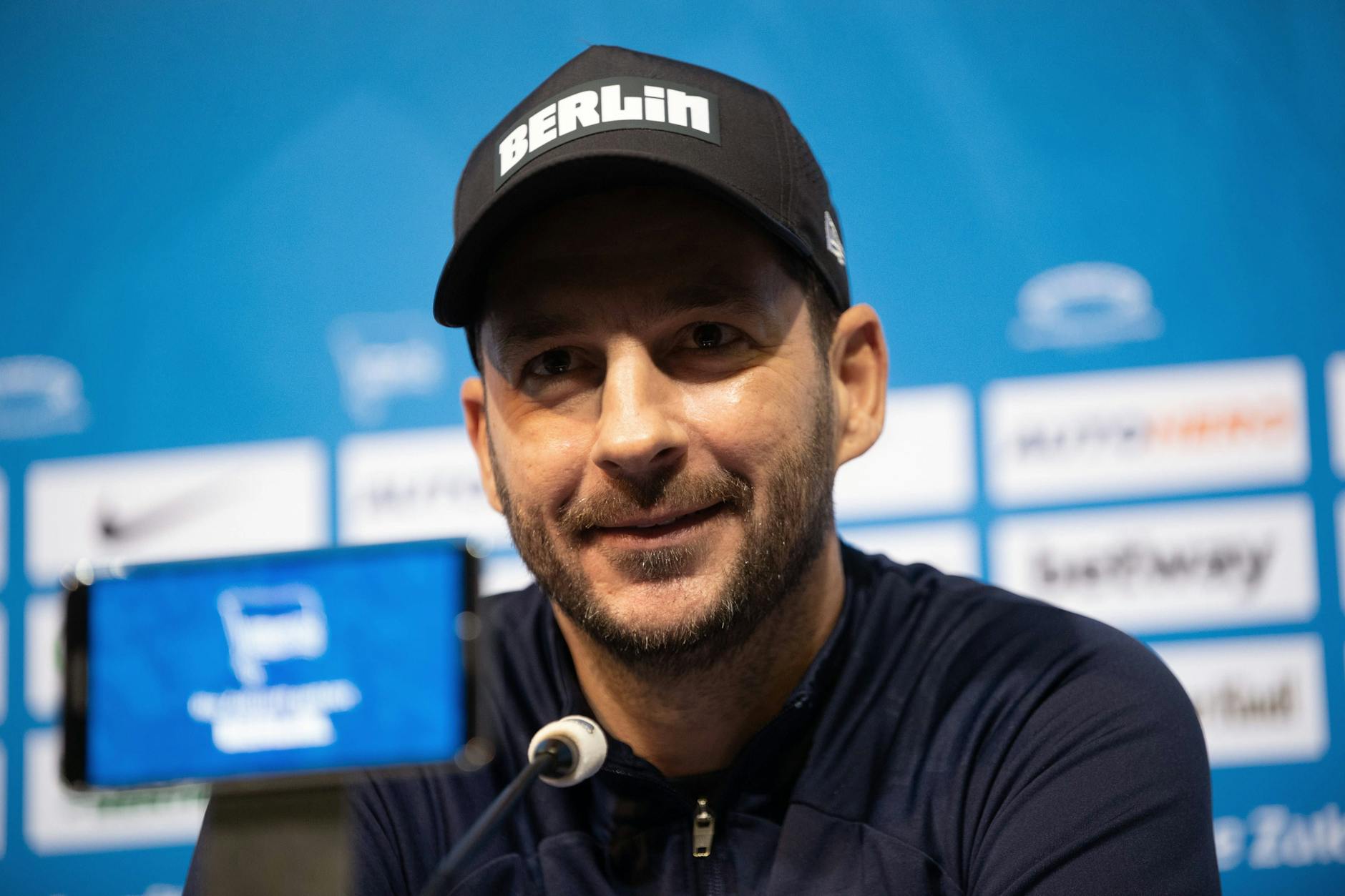 Hat sein zweites Berlin-Derby vor der Brust: Hertha-Trainer Sandro Schwarz.