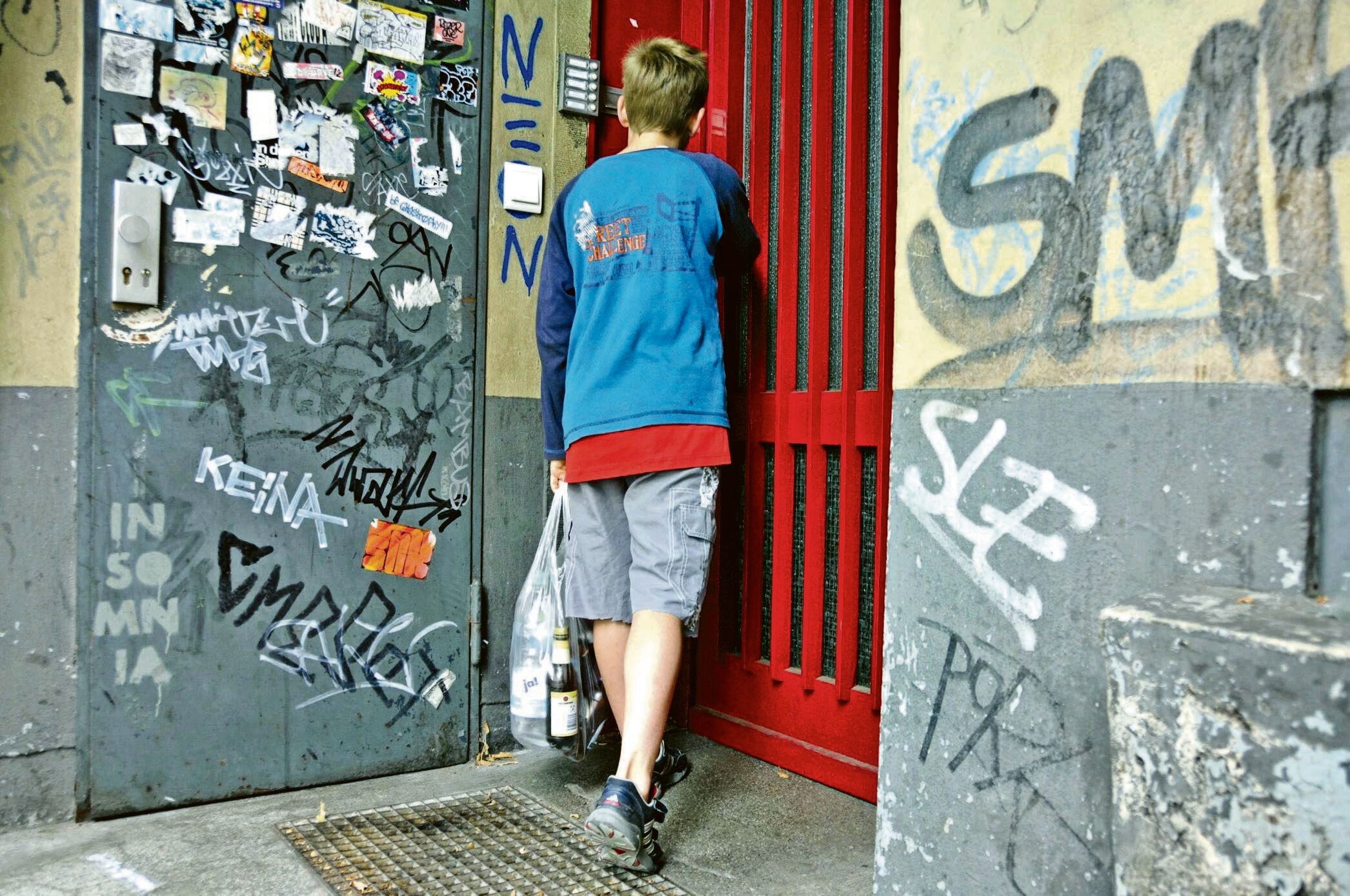 Image - Schock-Studie: Armes Berlin! Jedes vierte Kind ist armutsgefährdet – und jeder dritte junge Erwachsene