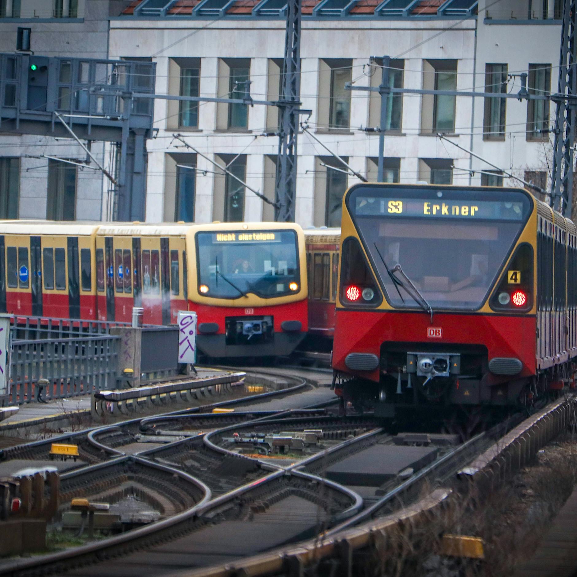 S-Bahnverkehr unterbrochen – etliche Störungen am Donnerstag in Berlin