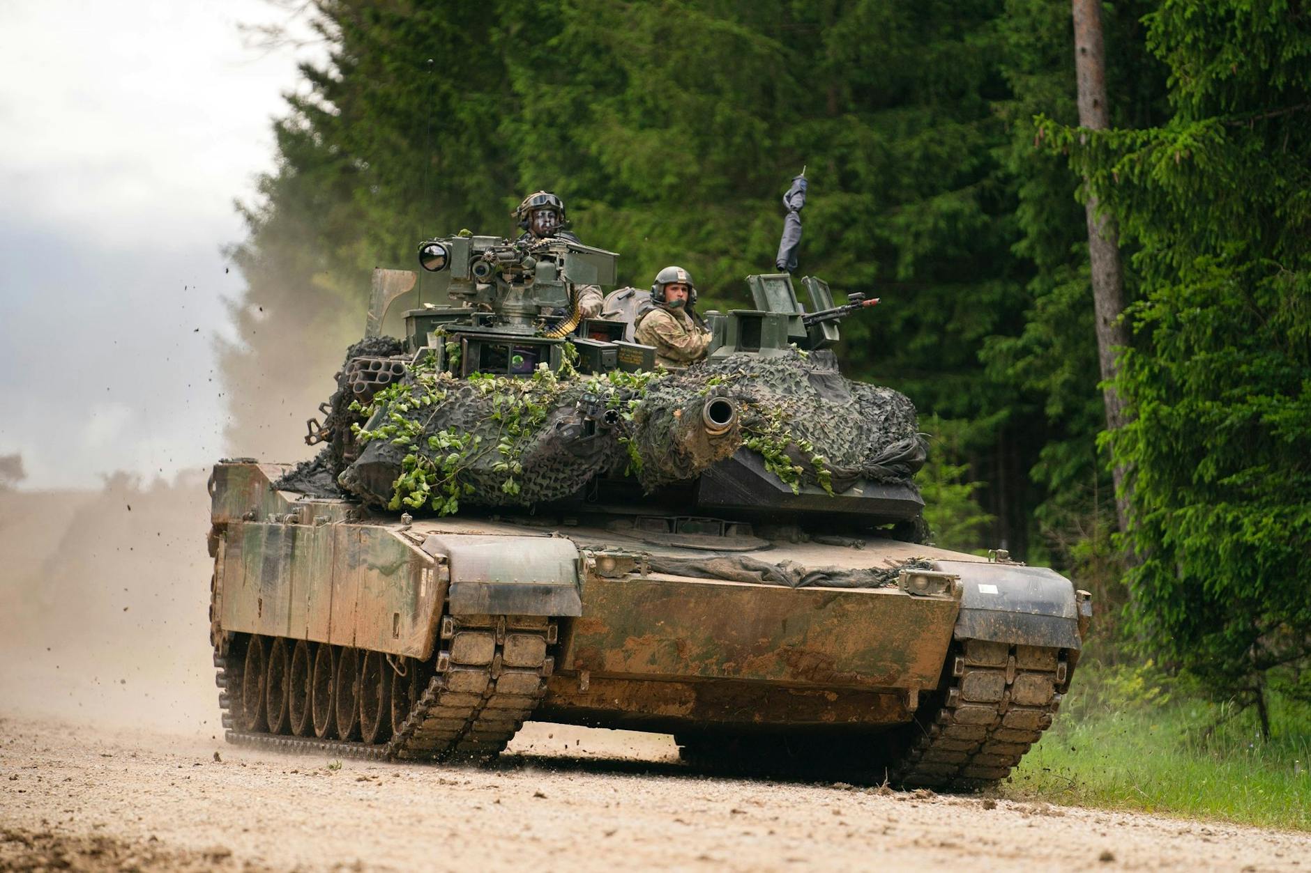 ARCHIV - Ein Panzer des Typs M1 Abrams der US Army.