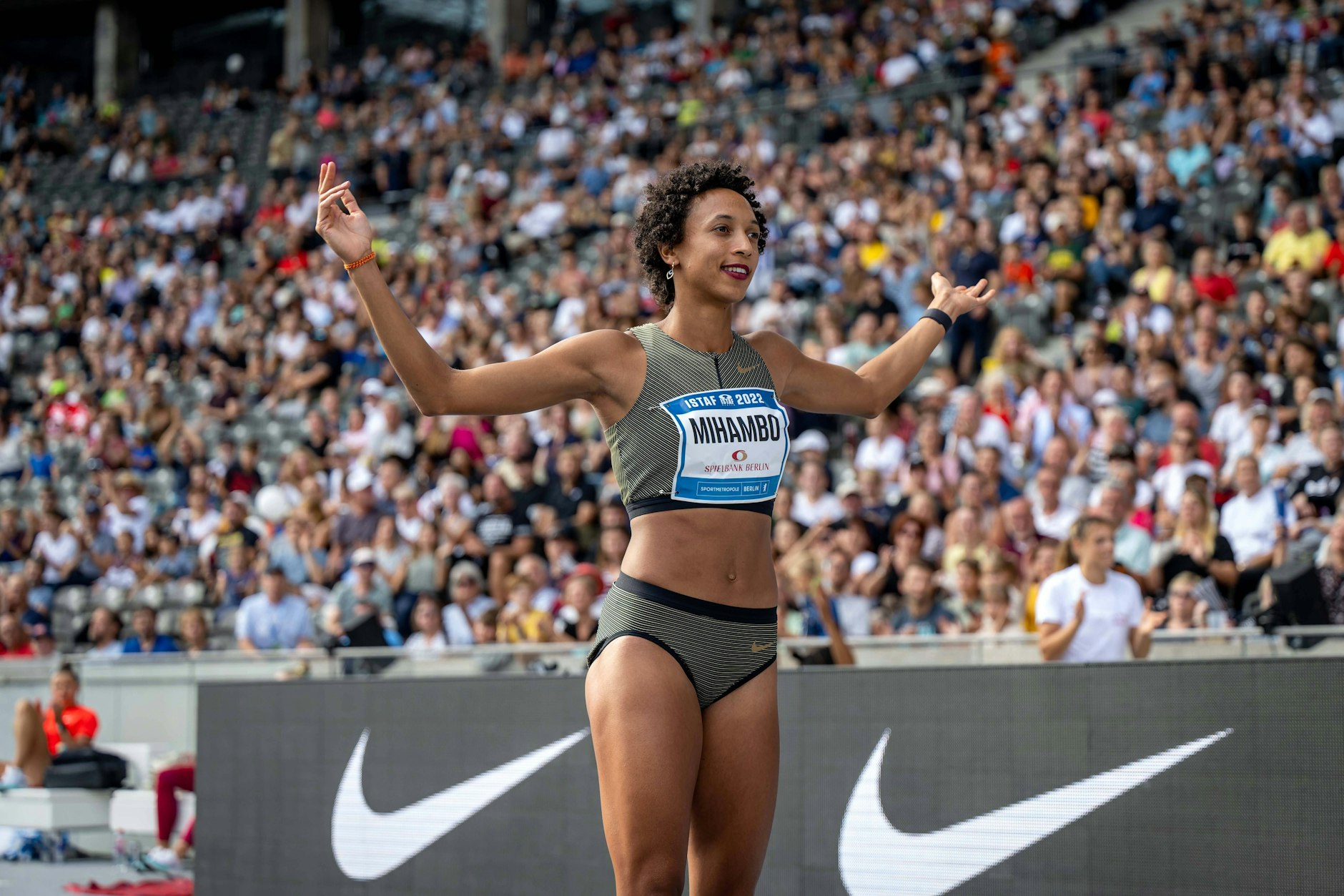 Malaika Mihambo liebt ihren Sport. Die Weitsprung-Weltmeisterin will erst nach der Karriere an die Familienplanung denken.