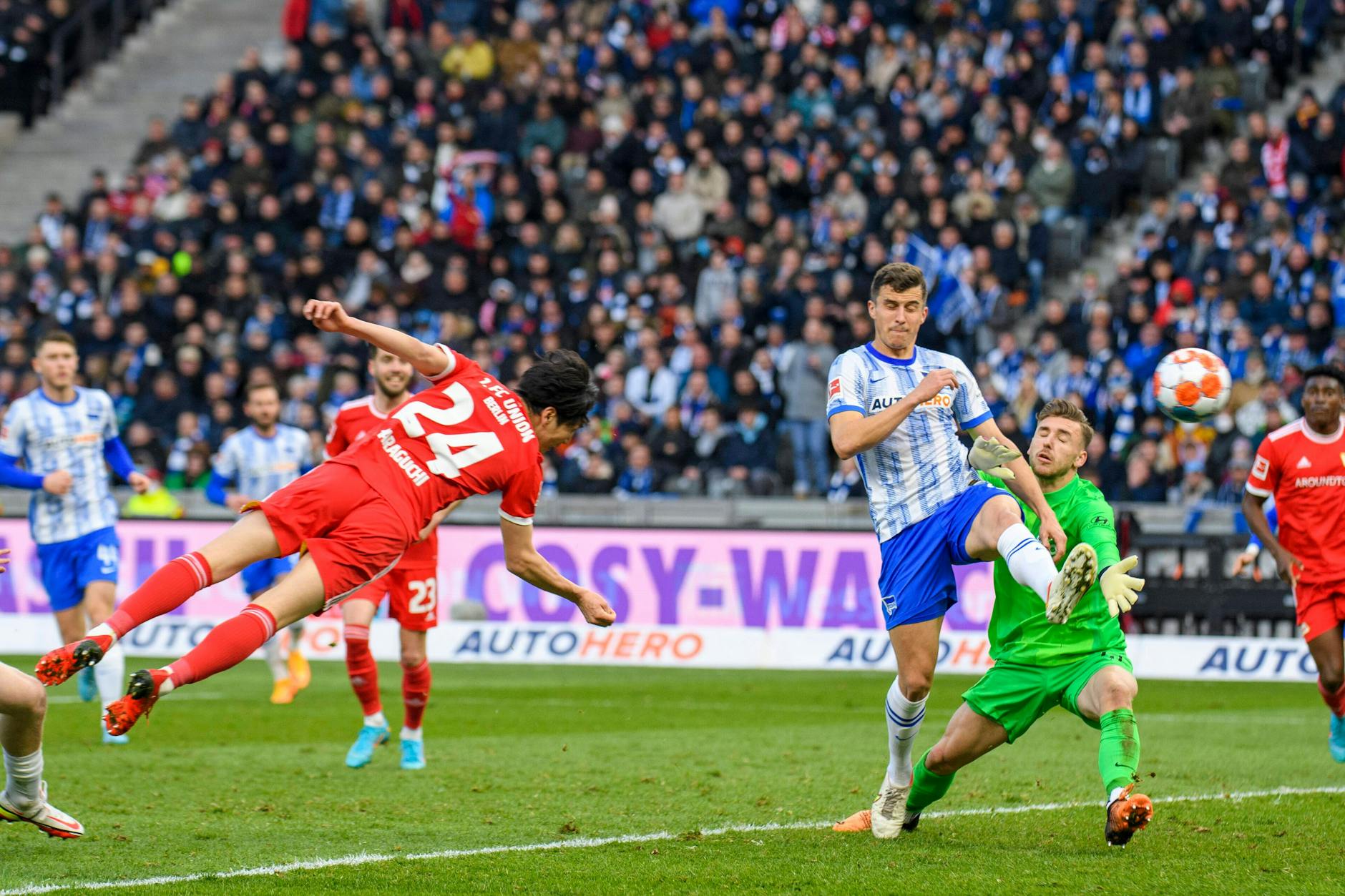 Beim letzten Aufeinandertreffen im Olympiastadion siegte Union Berlin mit 4:1. Genki Haraguchi (l.) besorgte die Führung.