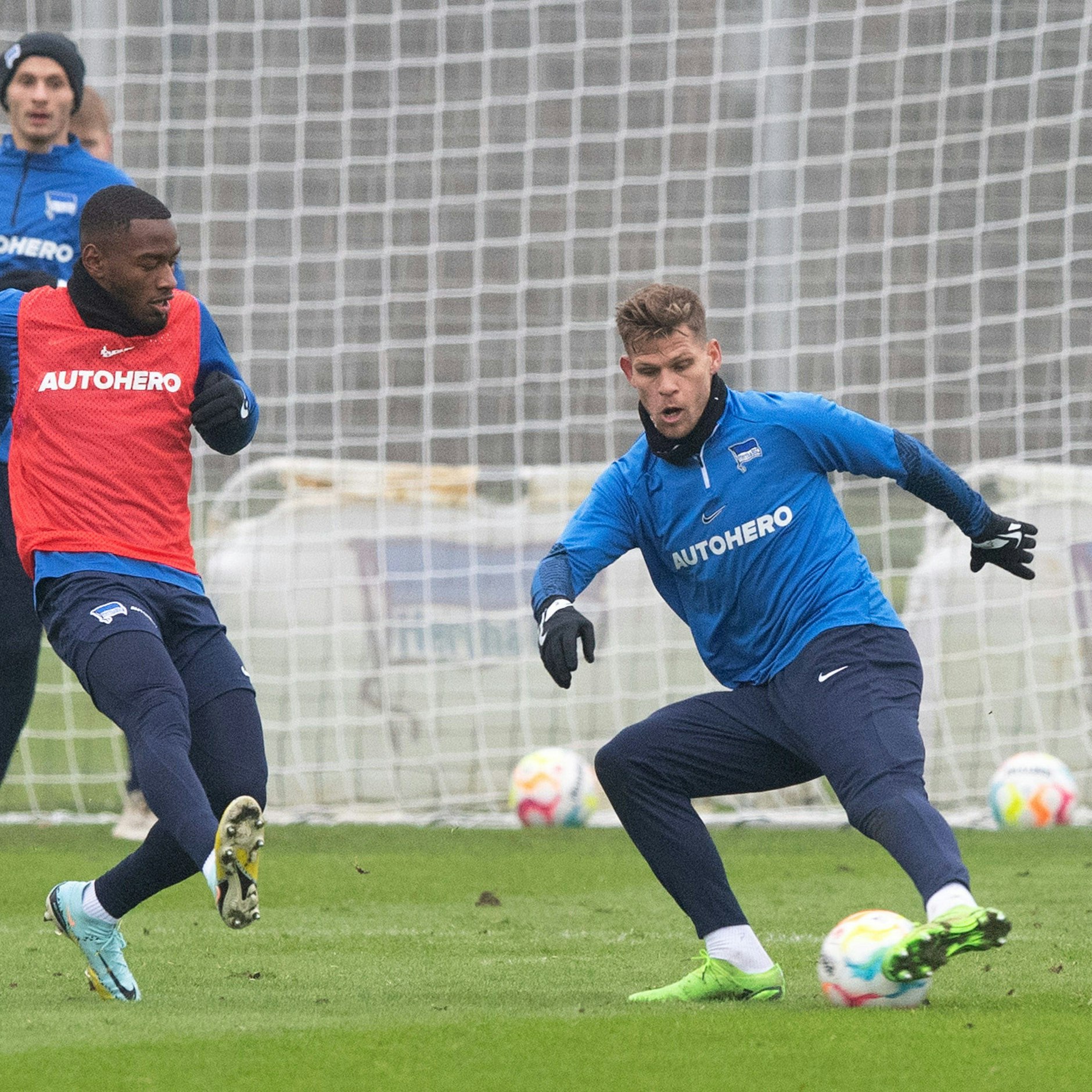 Herthas neuer Stürmer Florian Niederlechner trainiert seit Wochenbeginn mit der Mannschaft.