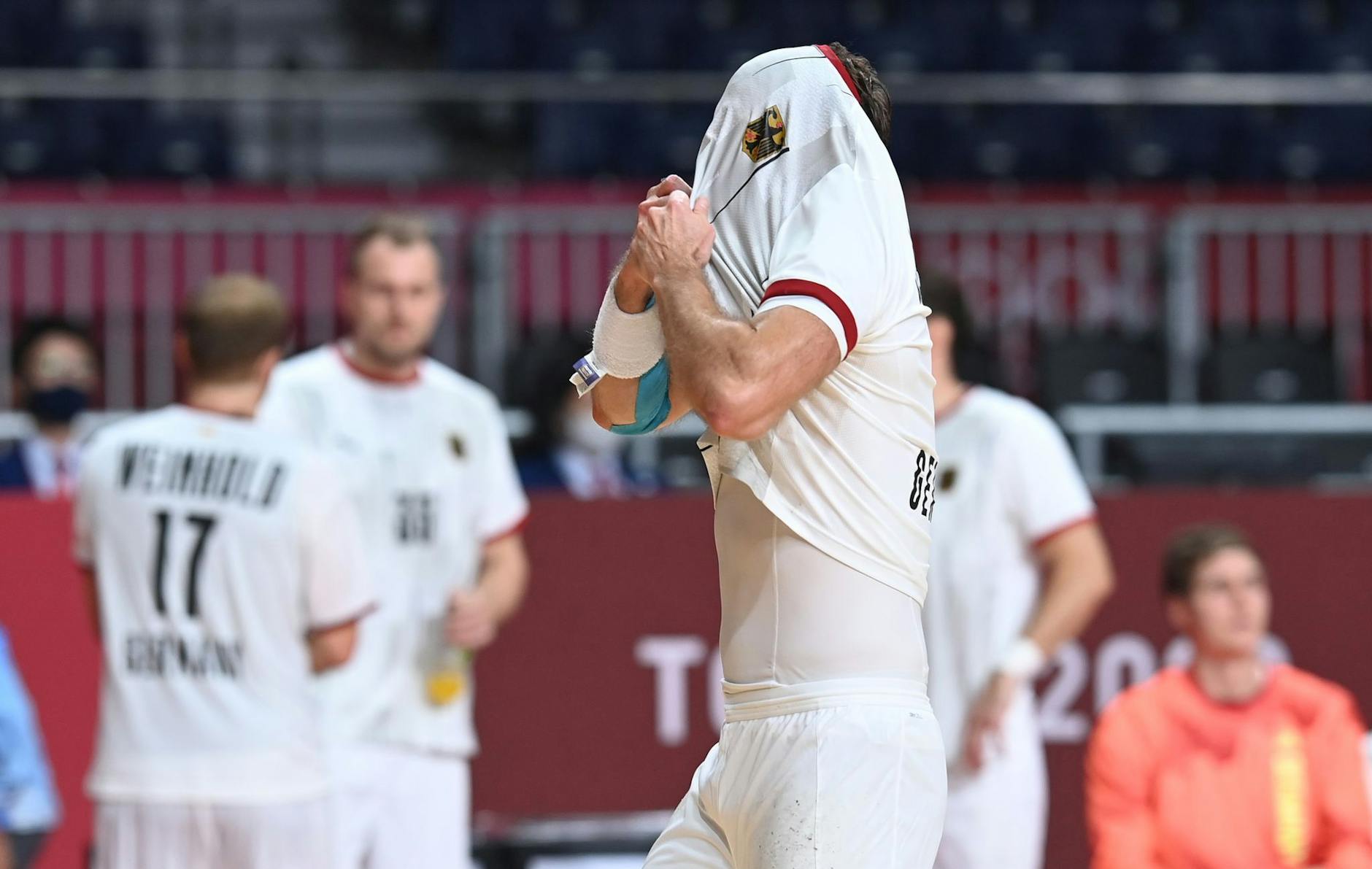 ARCHIV - Bei den Olympischen Spielen 2021 unterlag das DHB-Team Frankreich mit 29:30.