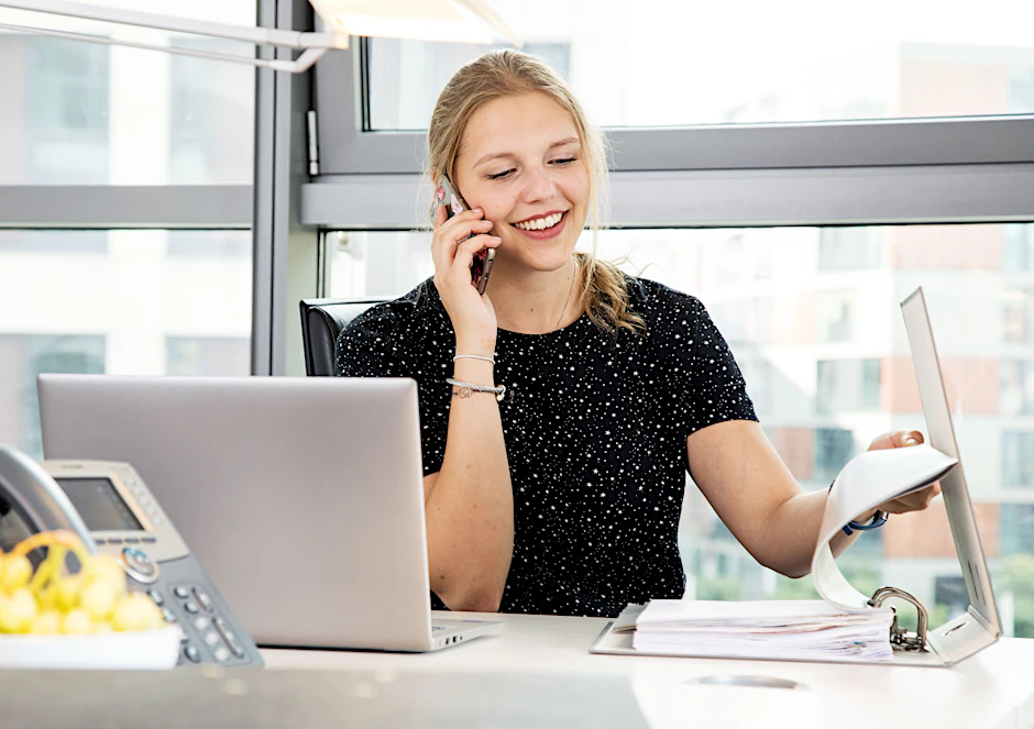 Karriere machen, Geld verdienen, glücklich sein im Job: Das zu erreichen, ist nicht unbedingt leicht, aber auch nicht unmöglich.