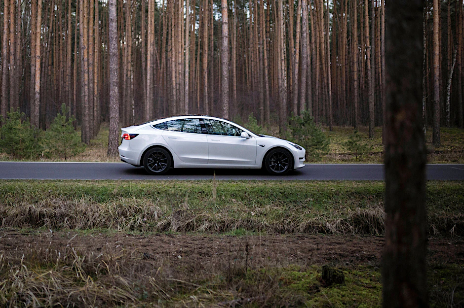 Eine Reise mit einem Tesla-Elektrowagen muss man anders planen.&nbsp;