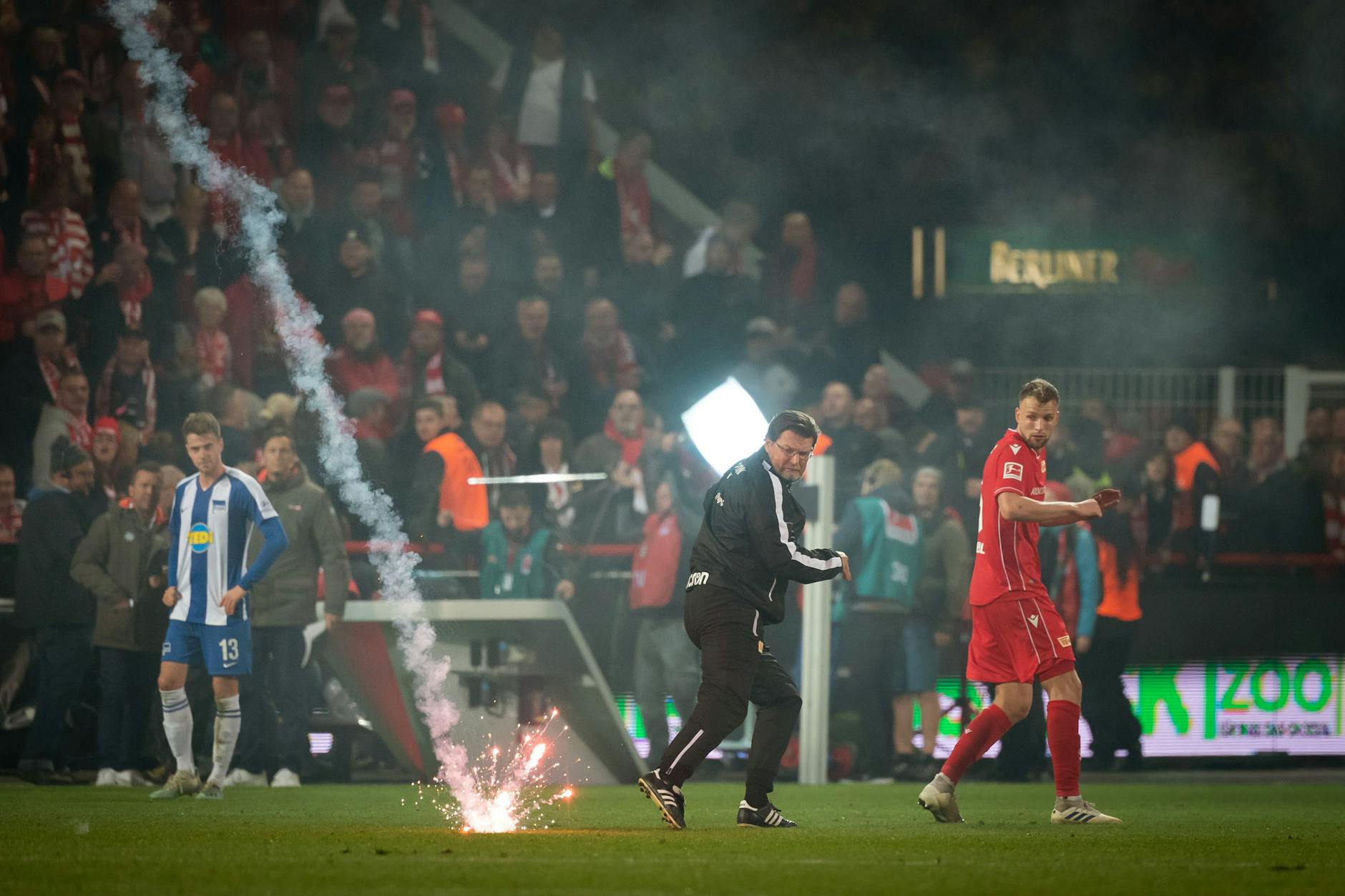  Bei früheren Derbys war es immer wieder zu Ausschreitungen gekommen. 