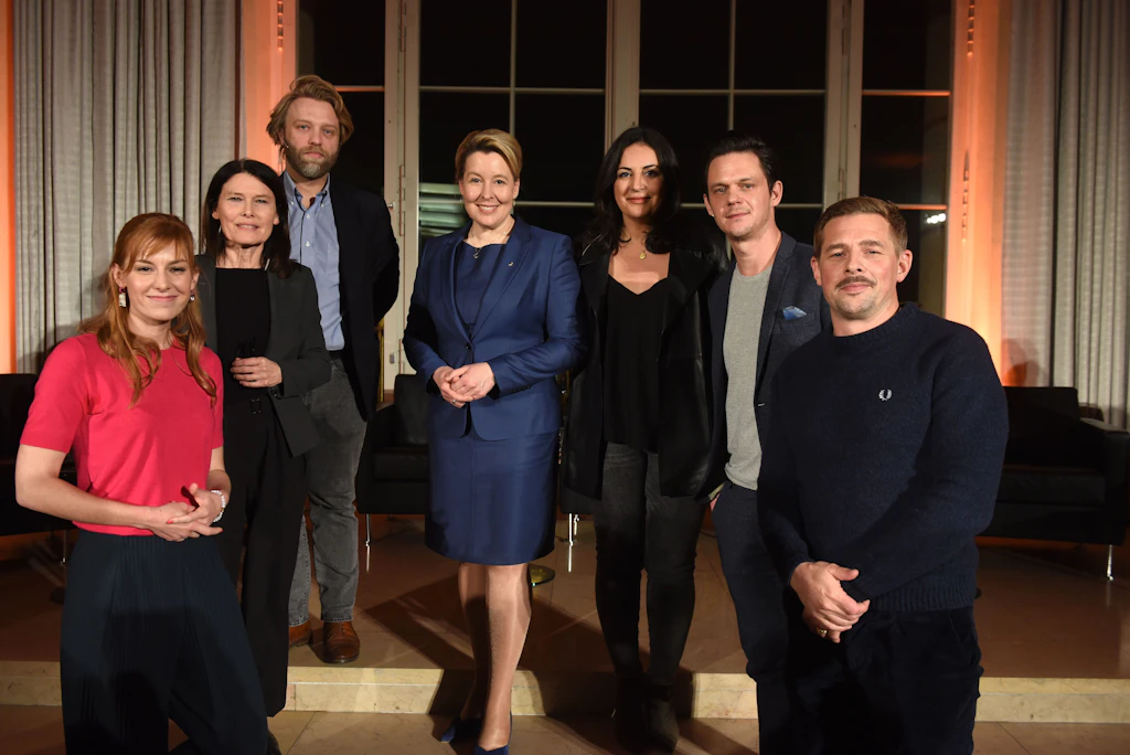 Video: Klaas Heufer-Umlauf und Franziska Giffey beim Talk der Berliner Zeitung