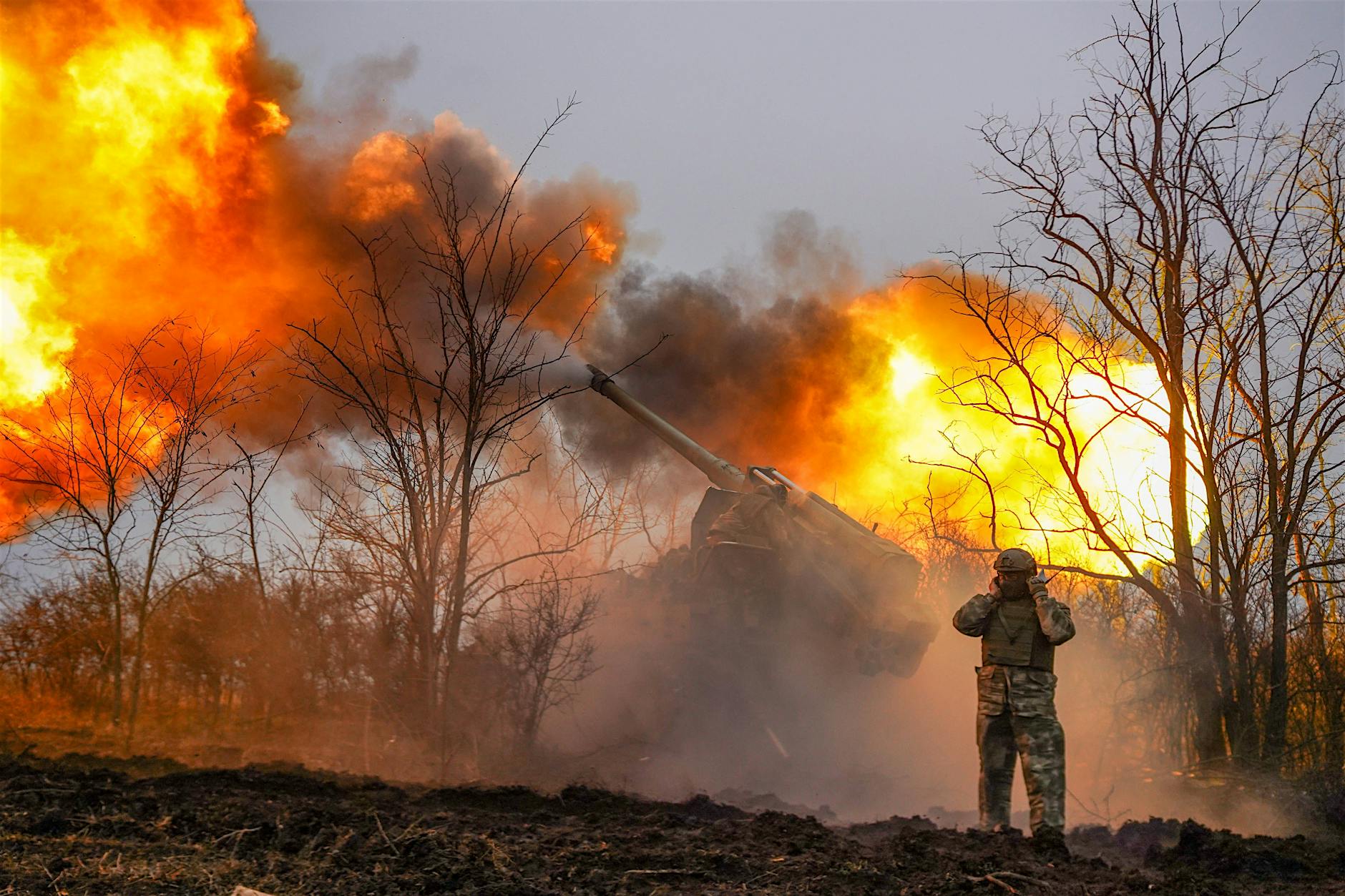 Arye Shalicar über Krieg in Europa: „Alles, was vorher geschwelt hat, ist in Brand geraten“