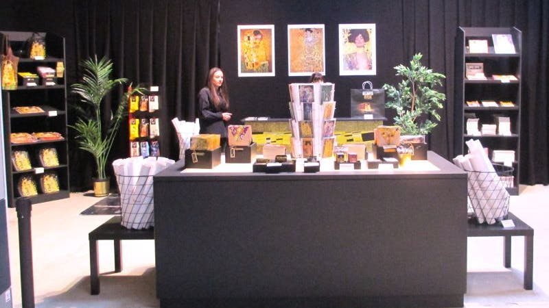 Der Shop mit netten Klimt Andenken ...