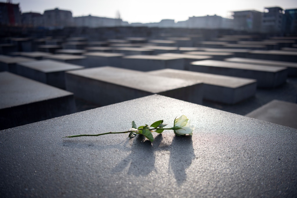 Internationaler Gedenktag: Zeitzeugen und Bundestag erinnern an den Holocaust
