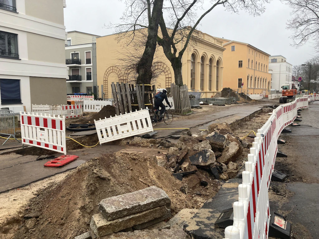 Das Allerneueste von der irrsinnigsten Baustelle Berlins in Grünau