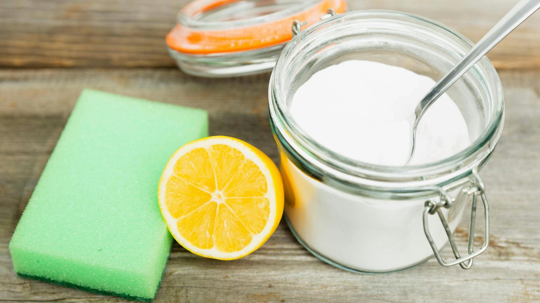 Backpulver ist beim Putzen ein echtes Wundermittel.